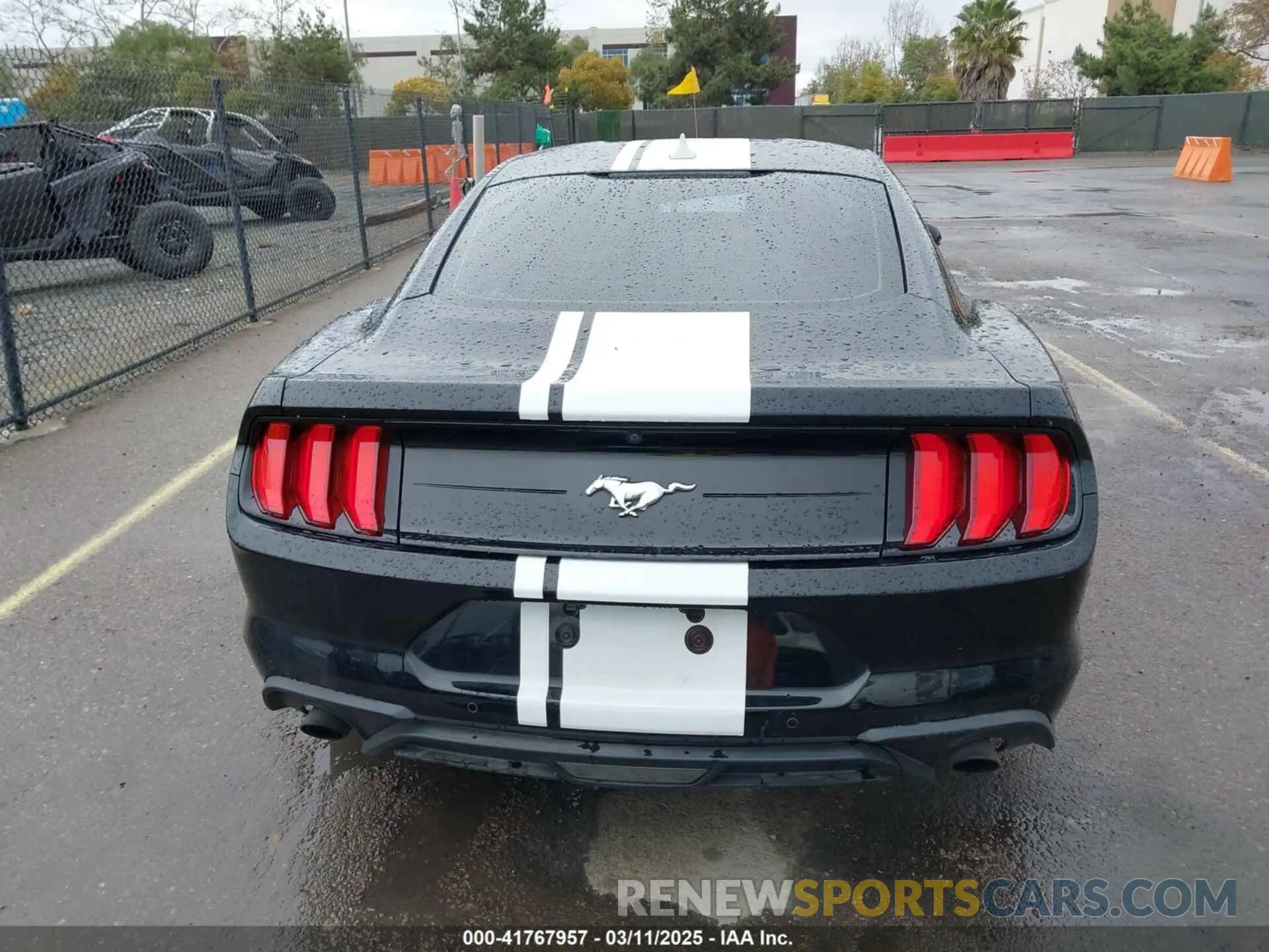 16 fotografías del automóvil dañado 1FA6P8TH9N5136276 FORD MUSTANG 2022
