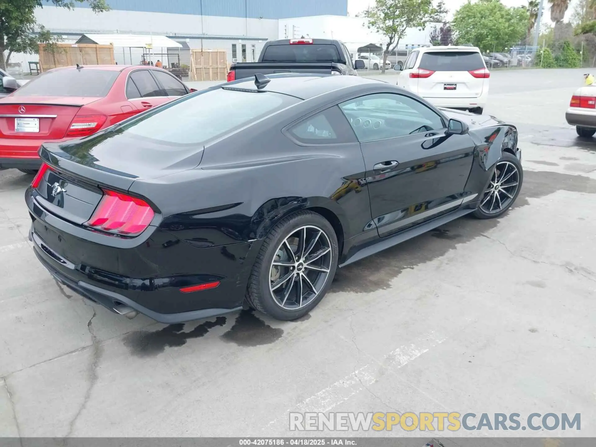 4 fotografías del automóvil dañado 1FA6P8THXN5145312 FORD MUSTANG 2022