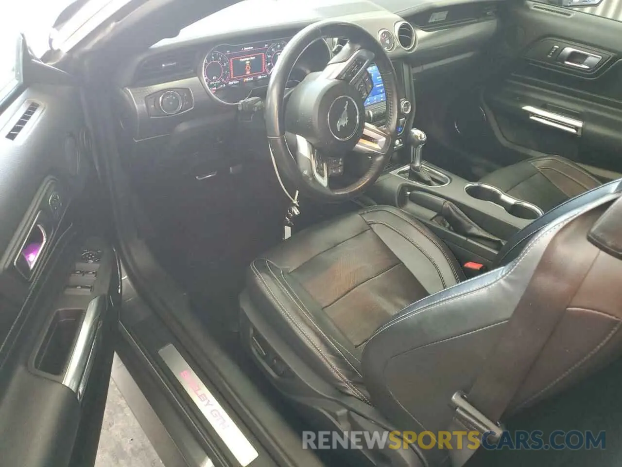 8 fotografías del automóvil dañado 1FATP8FF1N5117251 FORD MUSTANG 2022