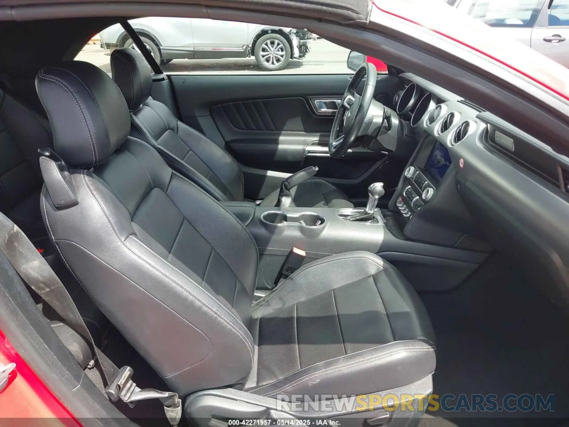5 fotografías del automóvil dañado 1FATP8UH2N5124679 FORD MUSTANG 2022