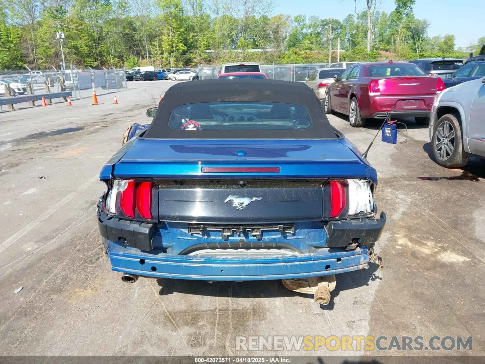 16 fotografías del automóvil dañado 1FATP8UH4N5102828 FORD MUSTANG 2022