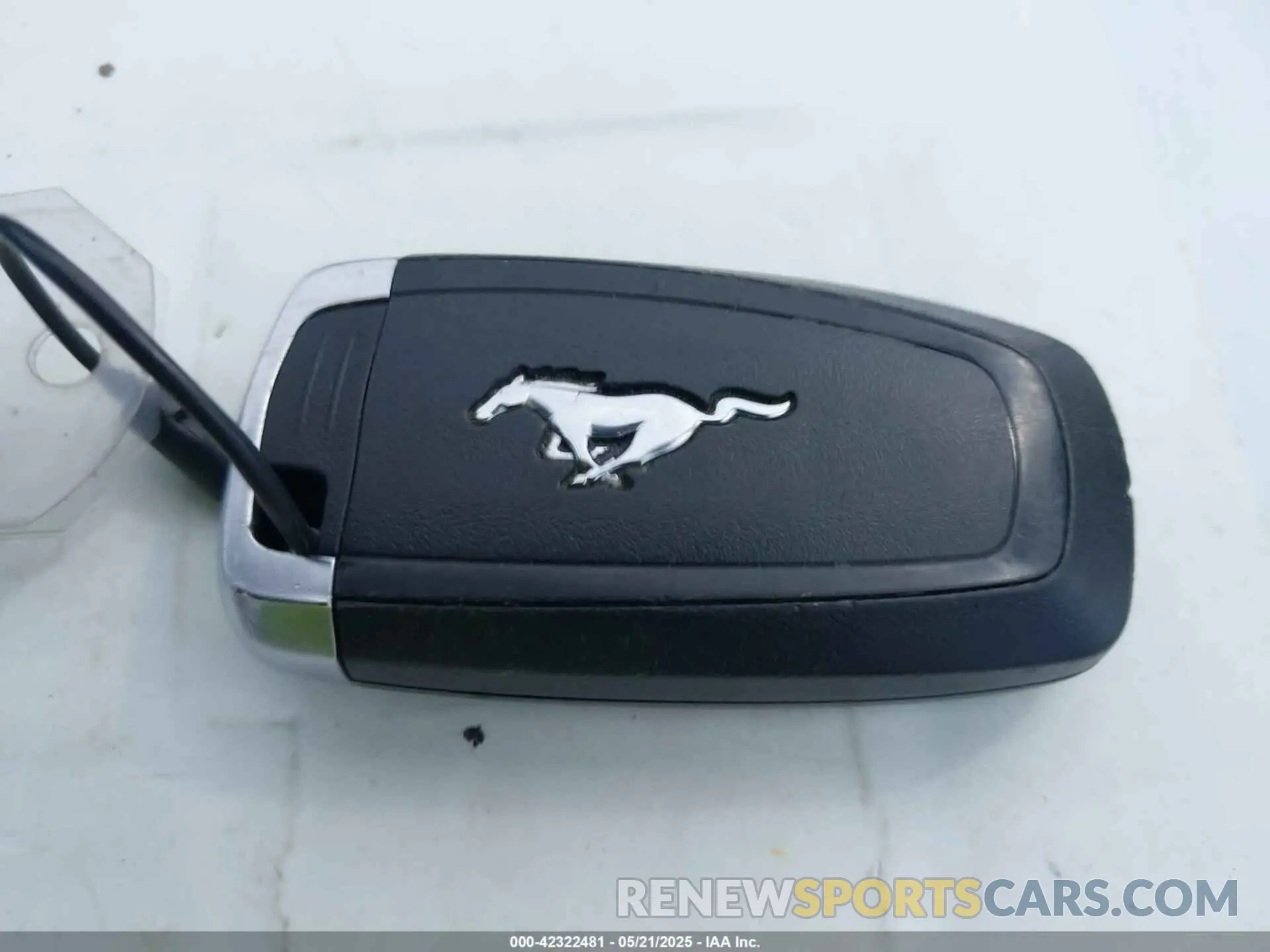 11 fotografías del automóvil dañado 1FATP8UH7N5124631 FORD MUSTANG 2022