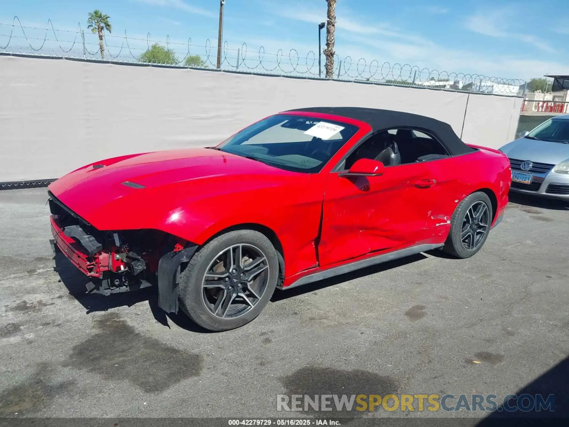 15 fotografías del automóvil dañado 1FATP8UHXN5119035 FORD MUSTANG 2022