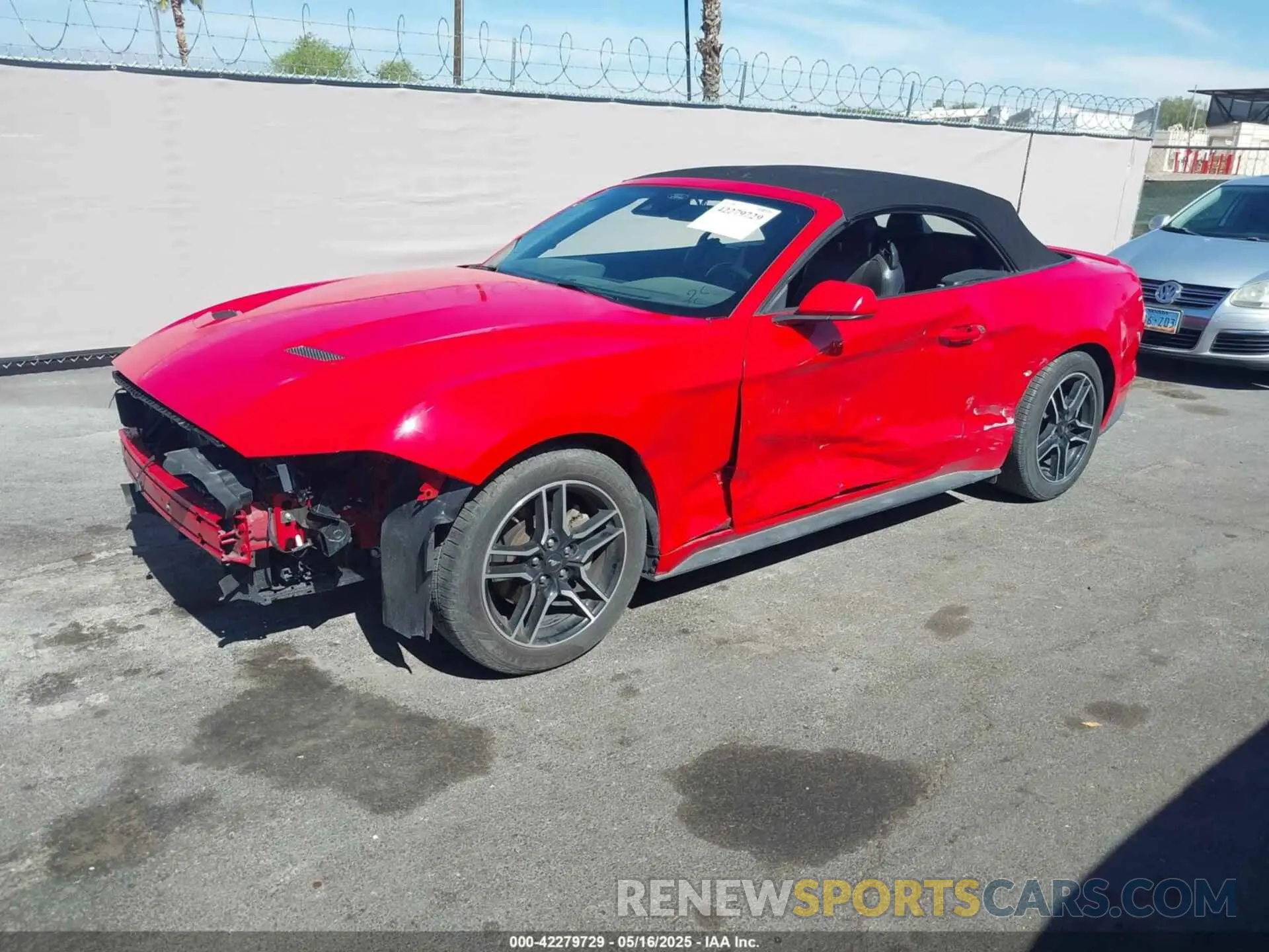 2 fotografías del automóvil dañado 1FATP8UHXN5119035 FORD MUSTANG 2022