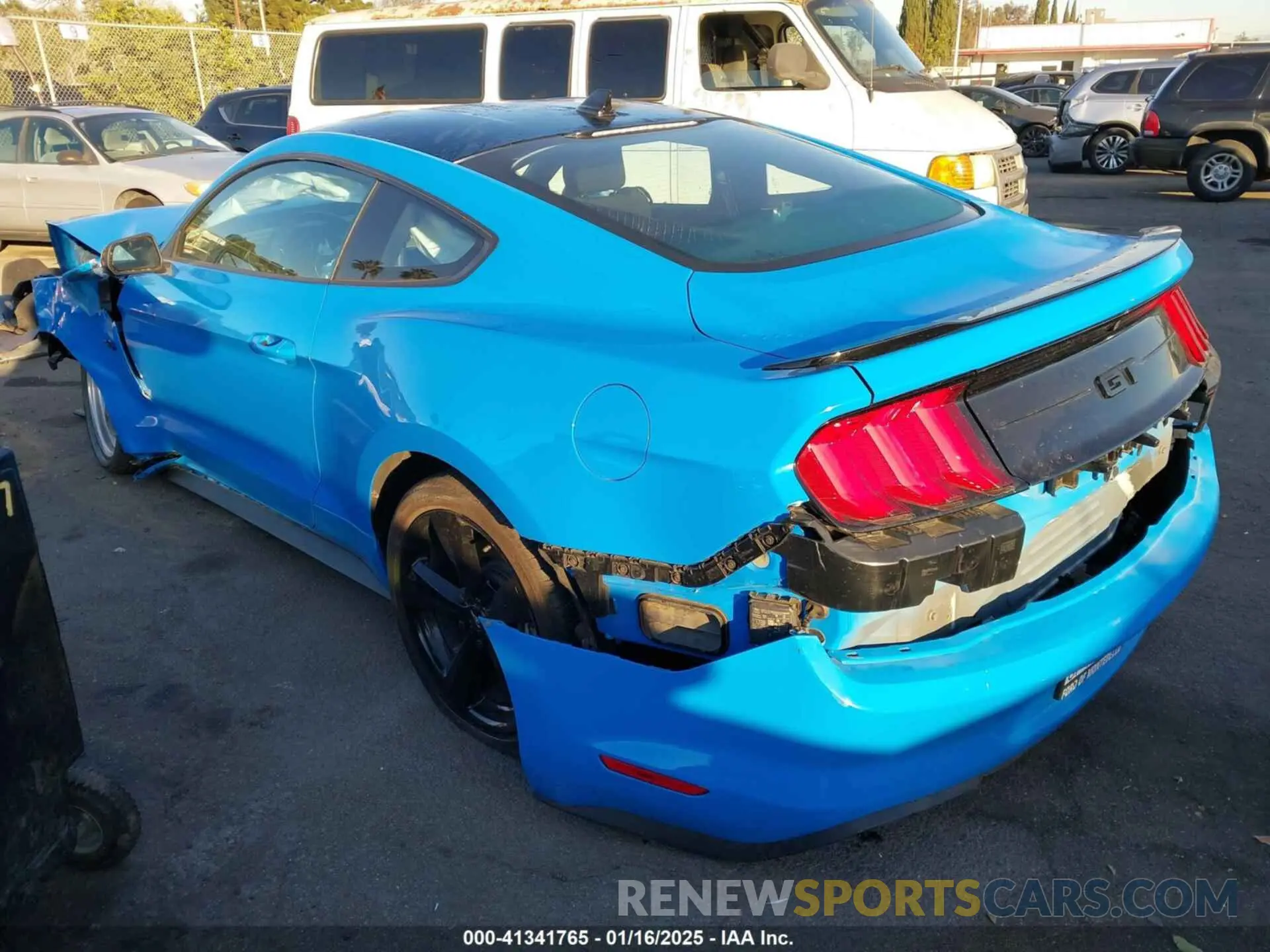 3 fotografías del automóvil dañado 1FA6P8CF4P5306853 FORD MUSTANG 2023