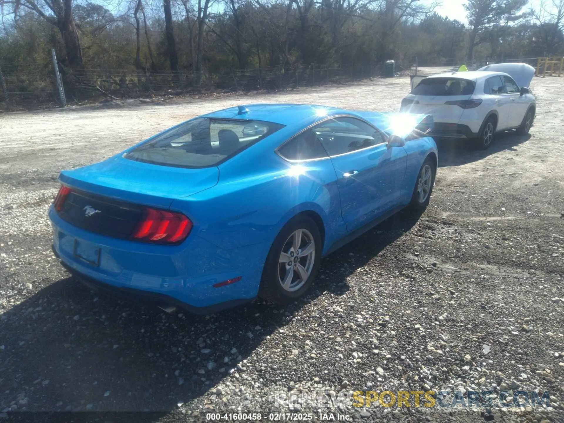4 fotografías del automóvil dañado 1FA6P8TH5P5113600 FORD MUSTANG 2023