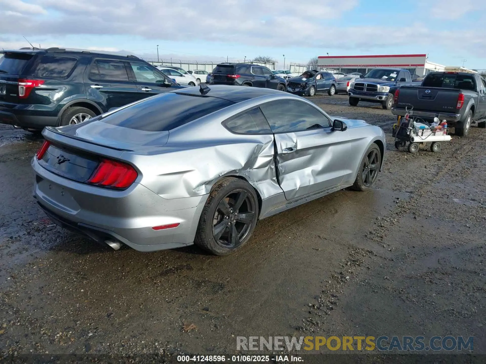 4 fotografías del automóvil dañado 1FA6P8TH9P5101952 FORD MUSTANG 2023
