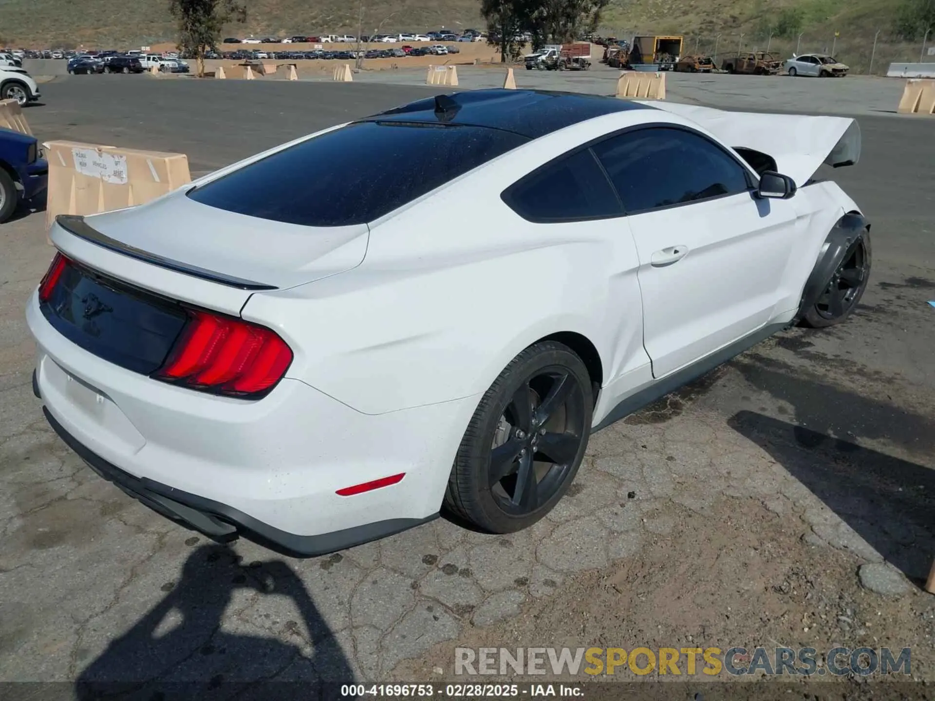 4 fotografías del automóvil dañado 1FA6P8THXP5101393 FORD MUSTANG 2023