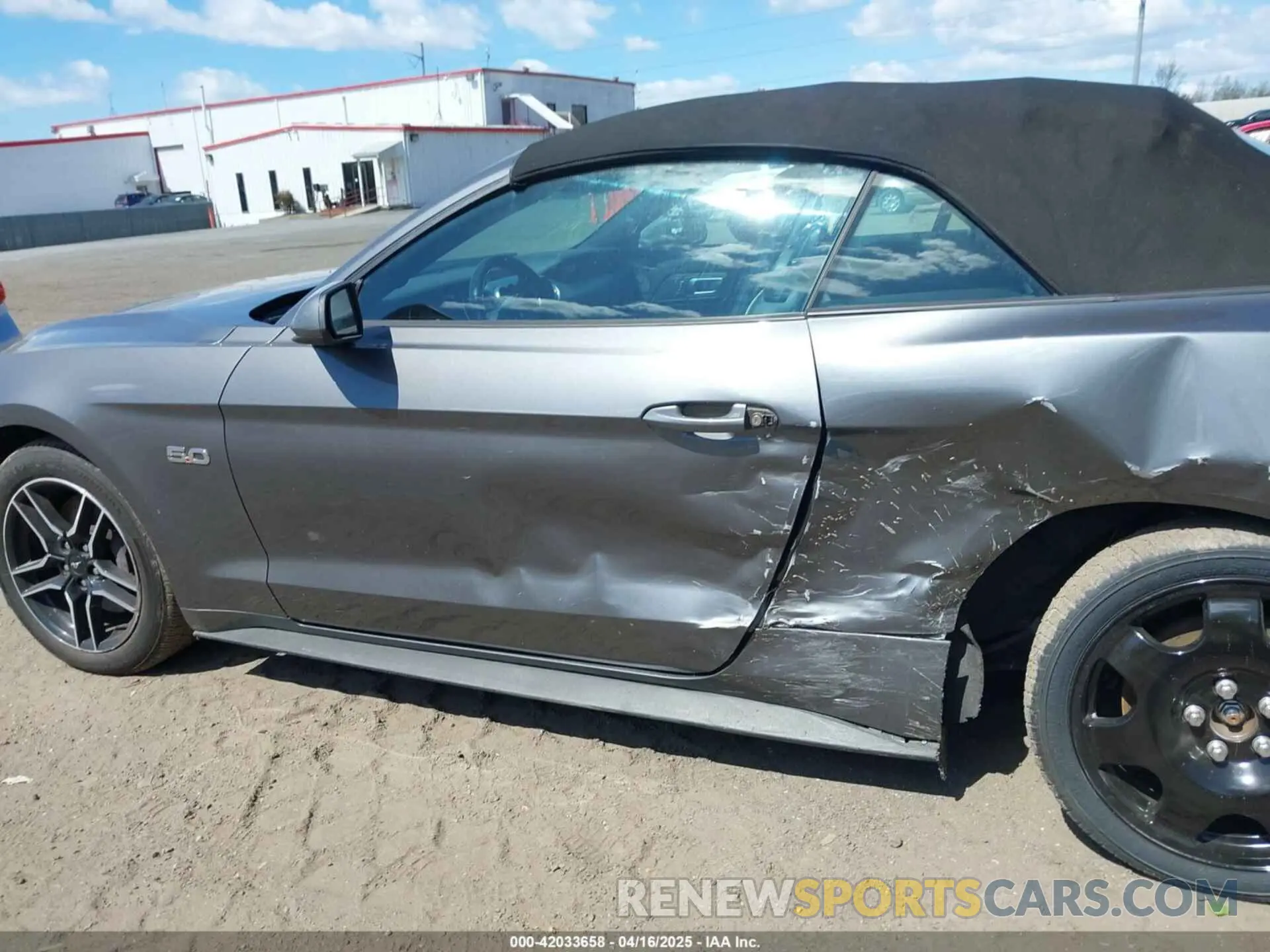 14 fotografías del automóvil dañado 1FATP8FF9P5104802 FORD MUSTANG 2023