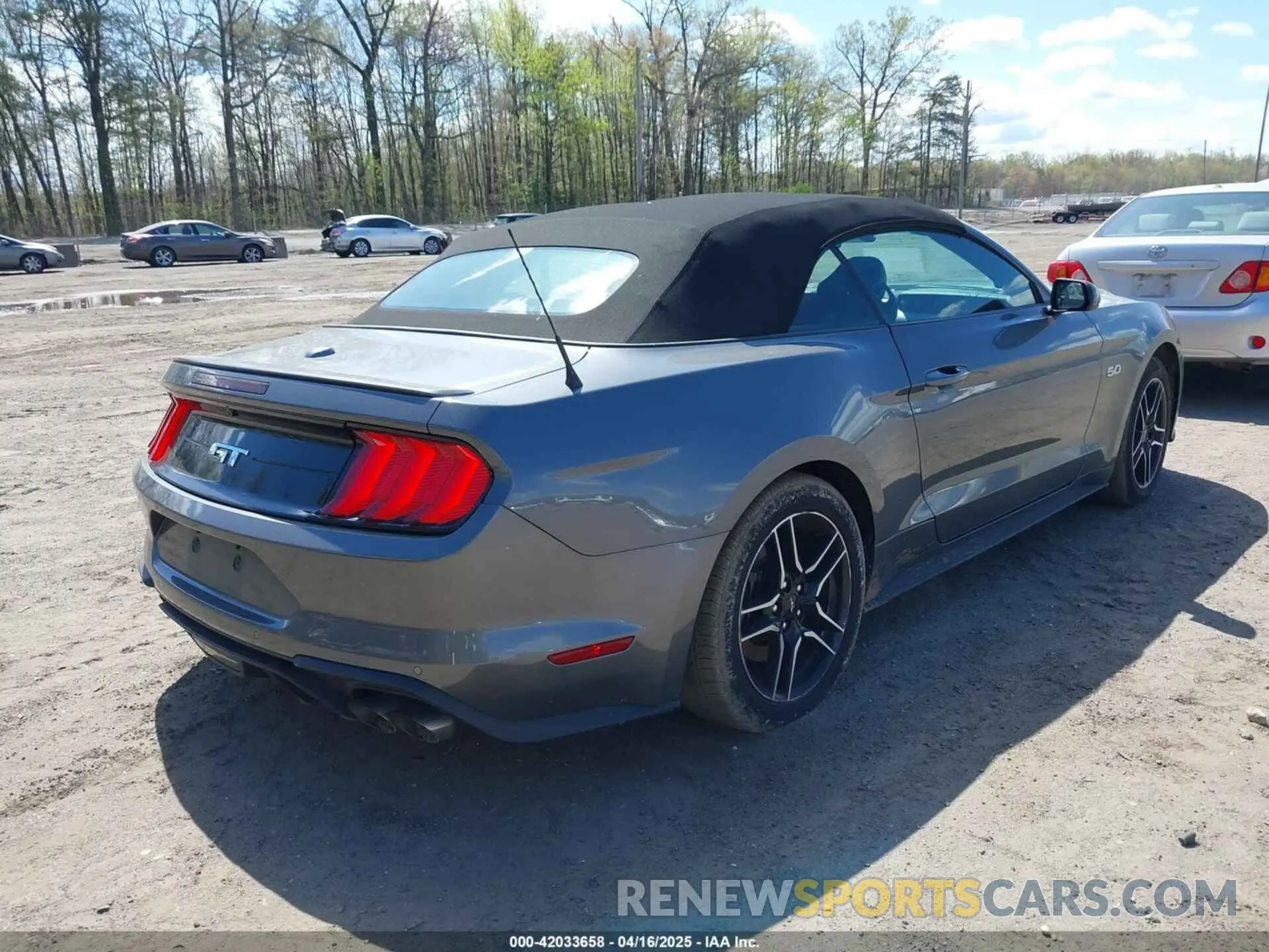 4 fotografías del automóvil dañado 1FATP8FF9P5104802 FORD MUSTANG 2023