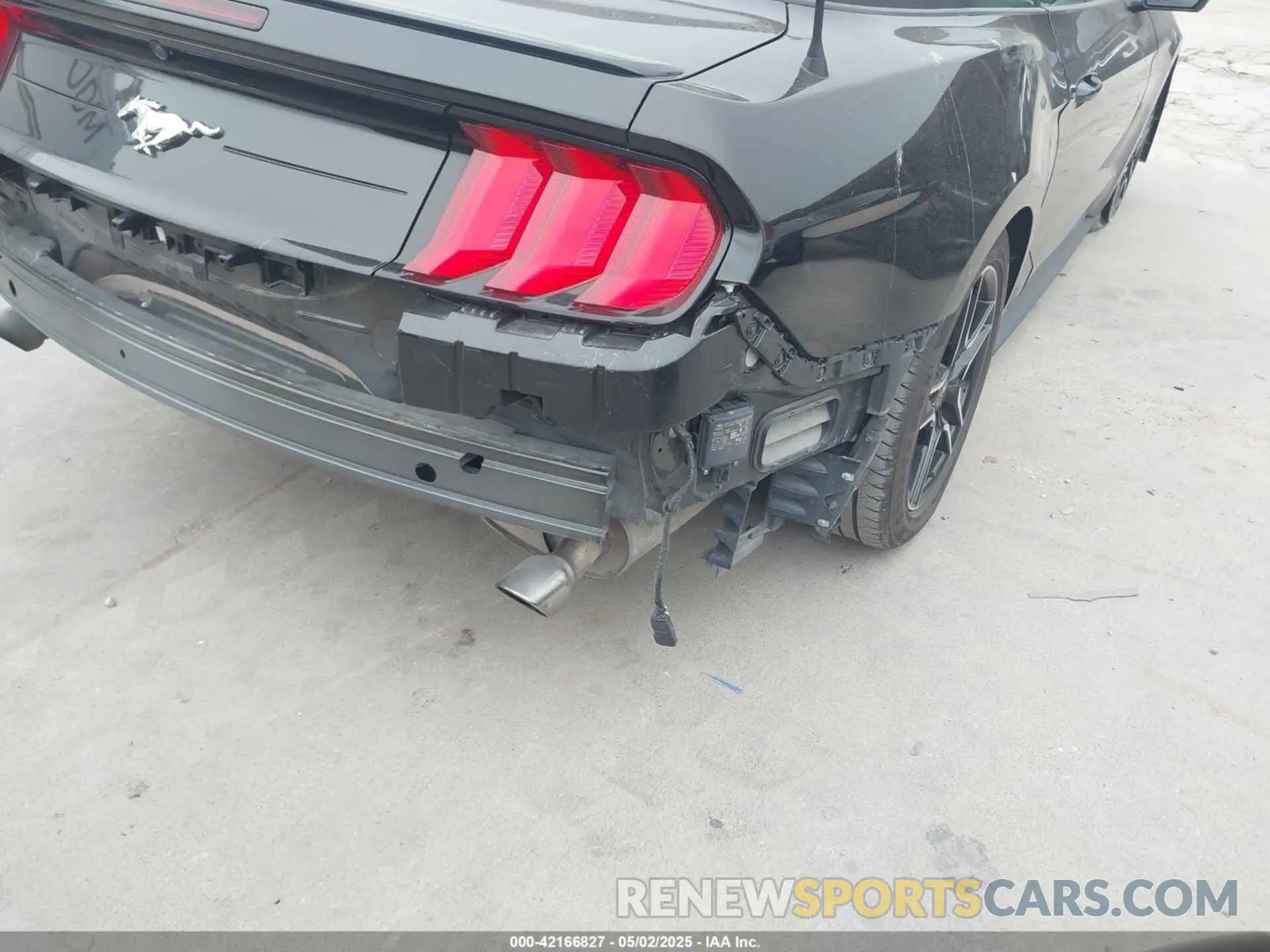 18 fotografías del automóvil dañado 1FATP8UH9P5103685 FORD MUSTANG 2023