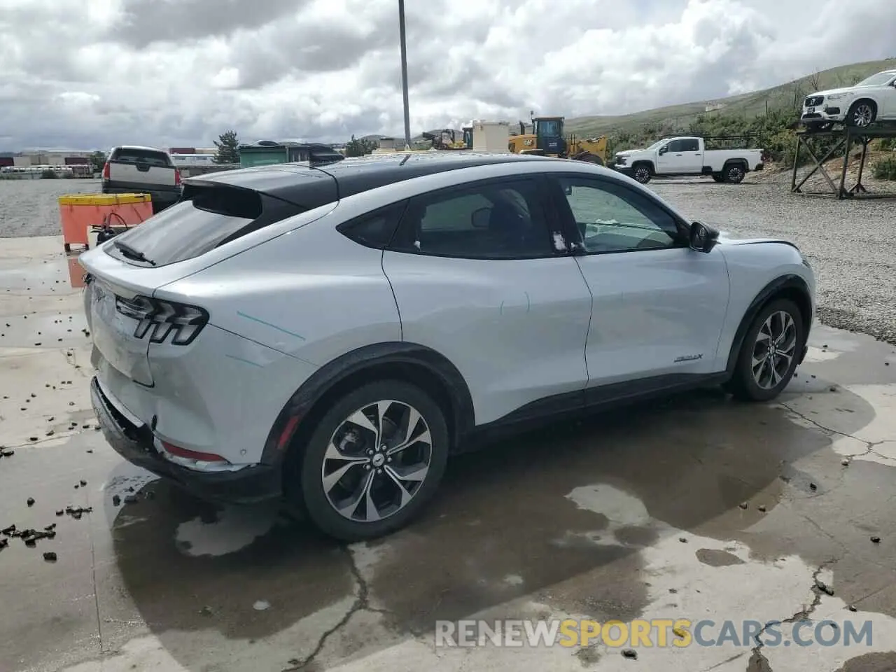 3 fotografías del automóvil dañado 3FMTK3SU9PMA74030 FORD MUSTANG 2023