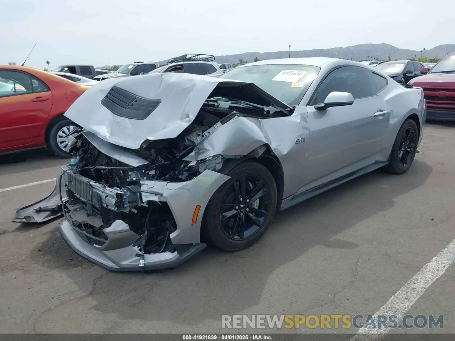 2 fotografías del automóvil dañado 1FA6P8CF0R5404605 FORD MUSTANG 2024