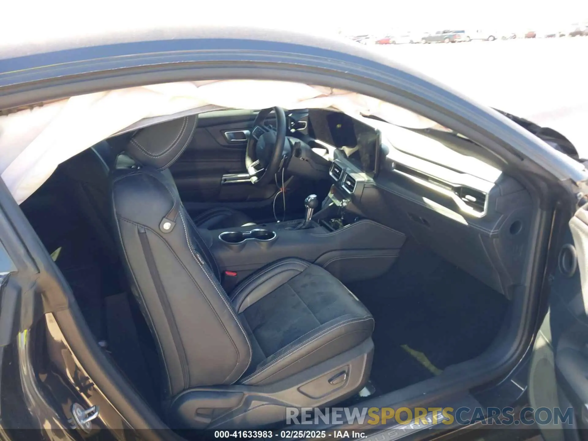 5 fotografías del automóvil dañado 1FA6P8CF0R5414728 FORD MUSTANG 2024