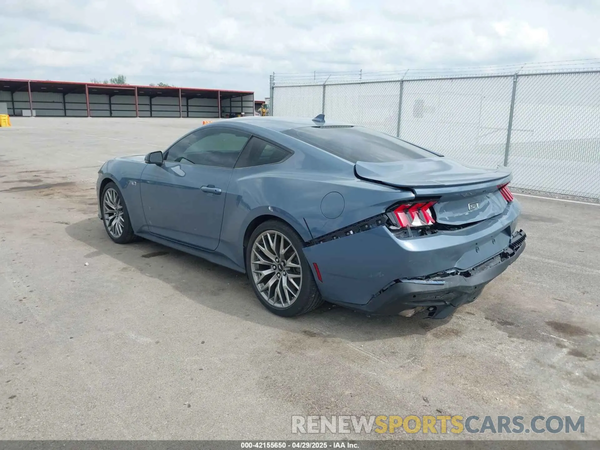 3 fotografías del automóvil dañado 1FA6P8CF0R5430394 FORD MUSTANG 2024