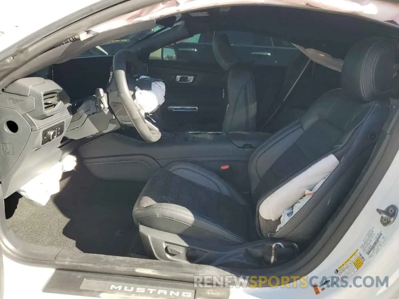 7 fotografías del automóvil dañado 1FA6P8CF1R5426869 FORD MUSTANG 2024