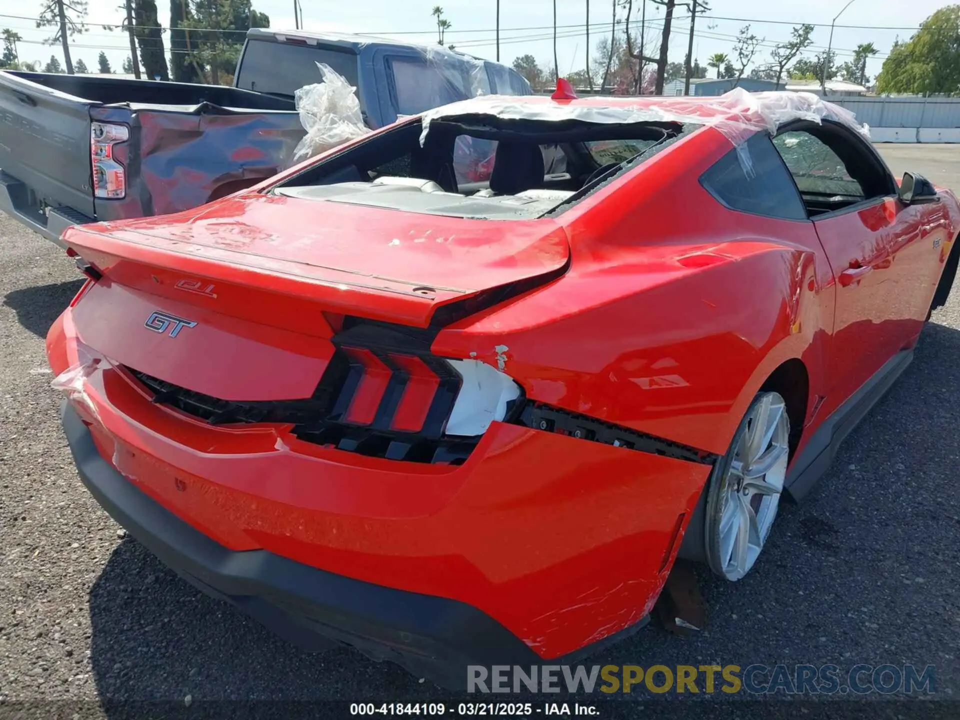 6 fotografías del automóvil dañado 1FA6P8CF4R5400881 FORD MUSTANG 2024