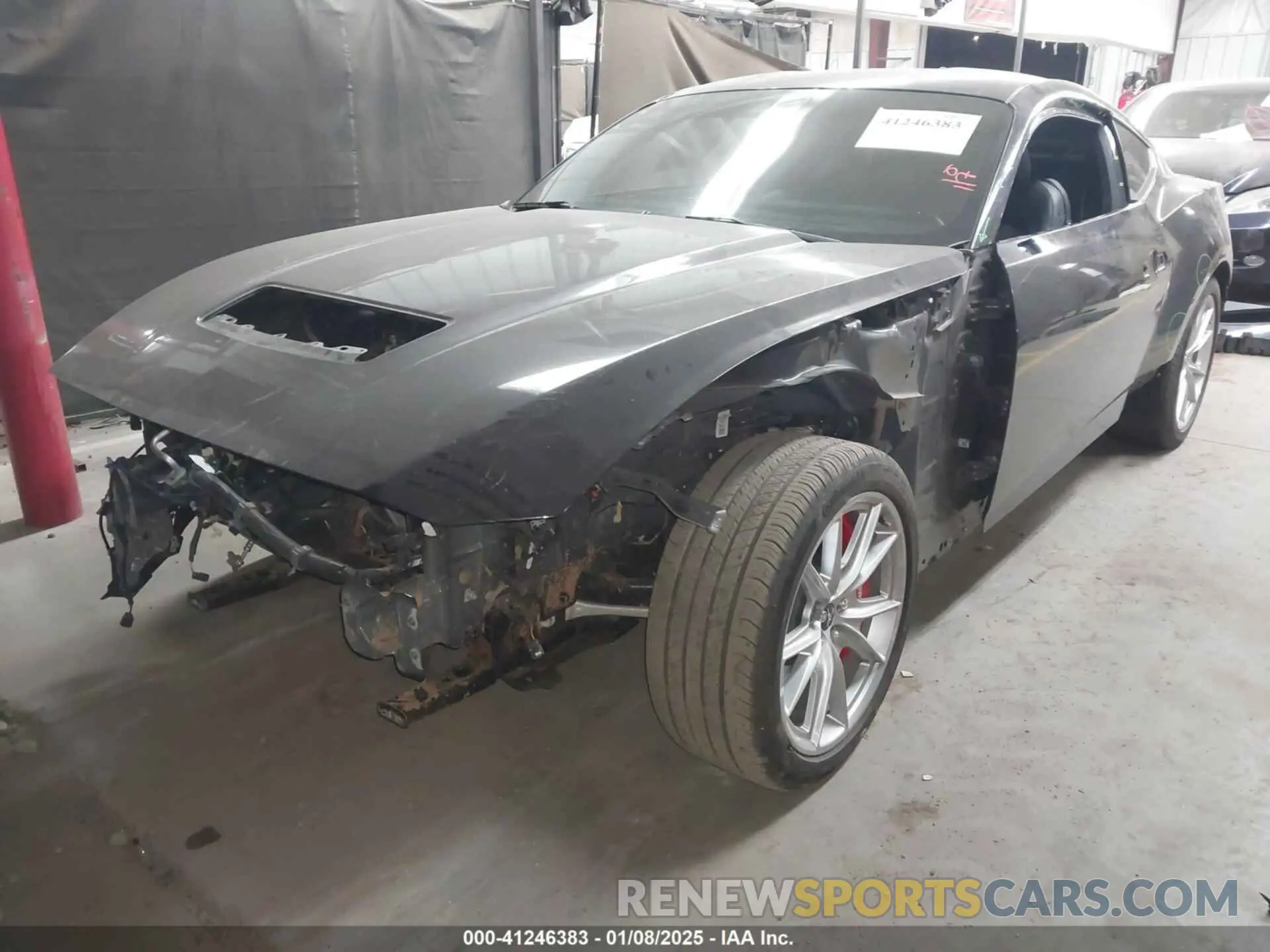 2 fotografías del automóvil dañado 1FA6P8CF4R5417566 FORD MUSTANG 2024