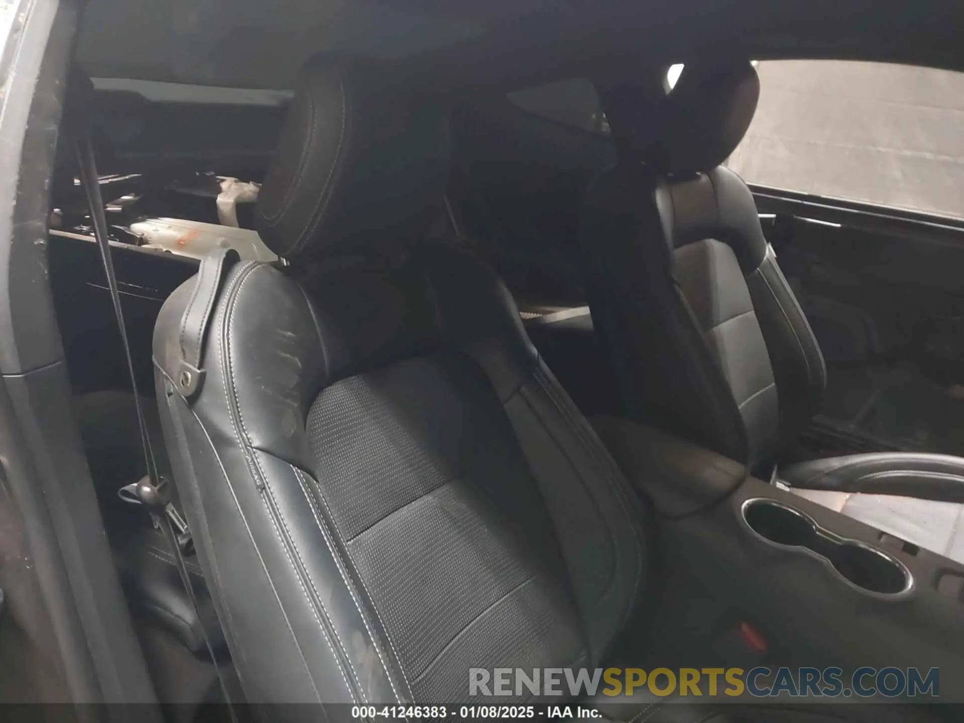 8 fotografías del automóvil dañado 1FA6P8CF4R5417566 FORD MUSTANG 2024