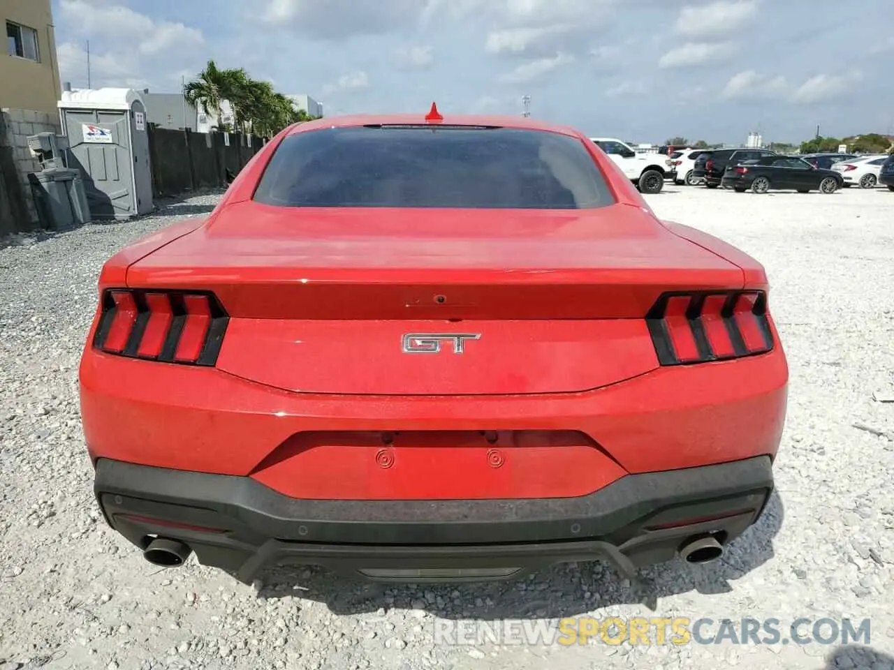 6 fotografías del automóvil dañado 1FA6P8CF5R5420007 FORD MUSTANG 2024