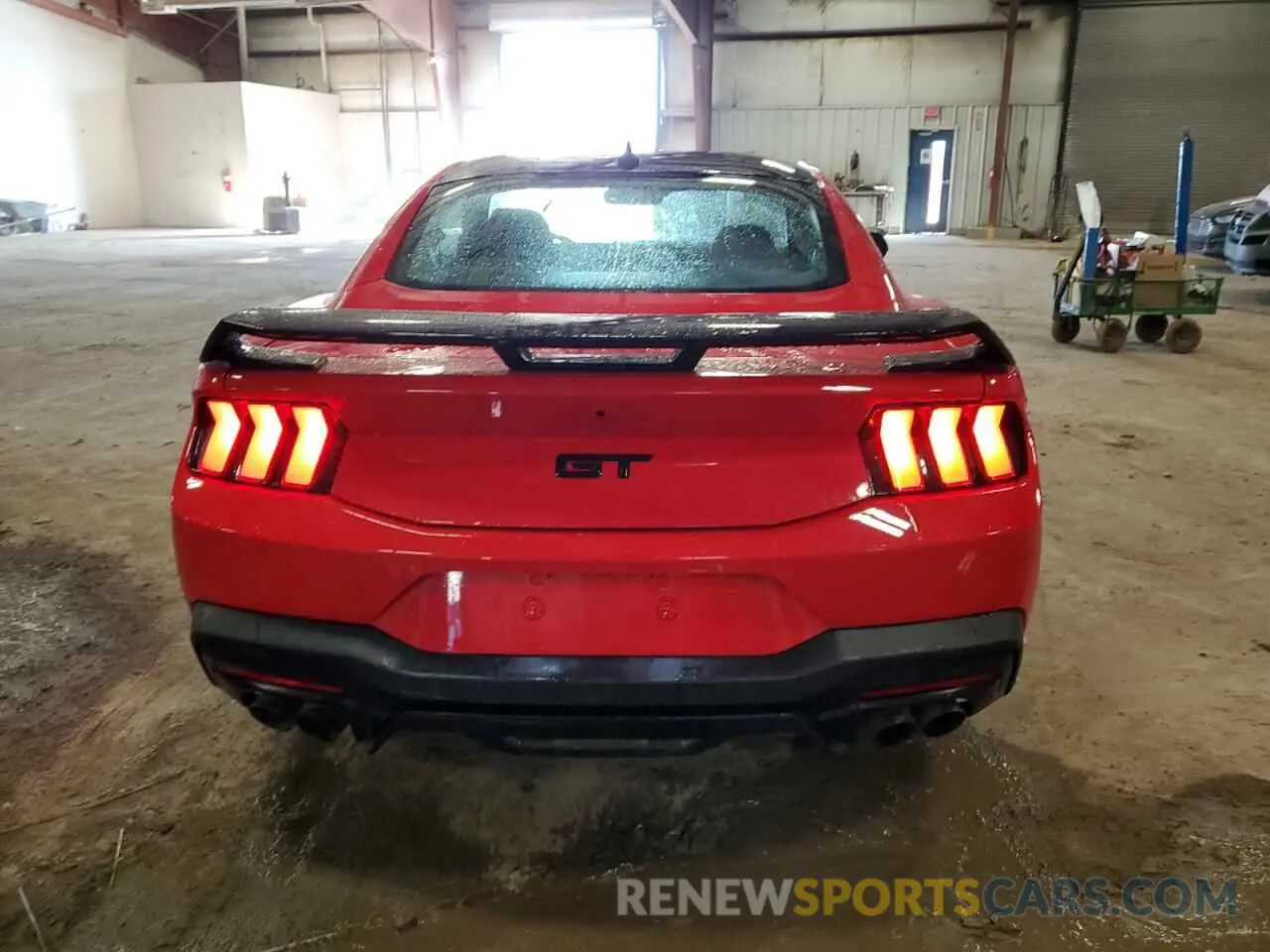 6 fotografías del automóvil dañado 1FA6P8CF7R5429775 FORD MUSTANG 2024