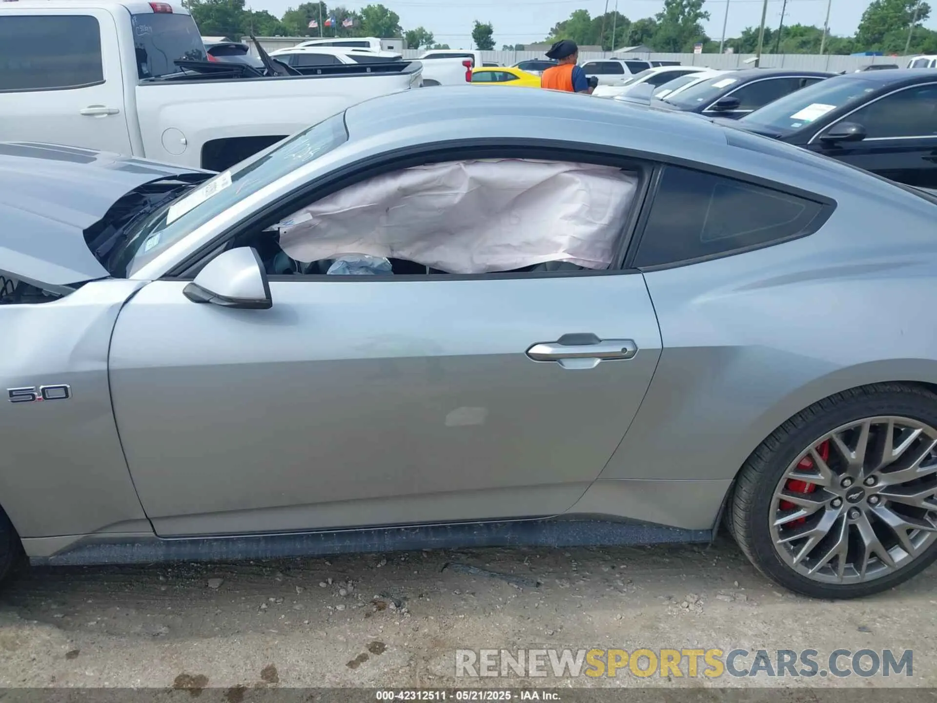 14 fotografías del automóvil dañado 1FA6P8TF5R5424803 FORD MUSTANG 2024