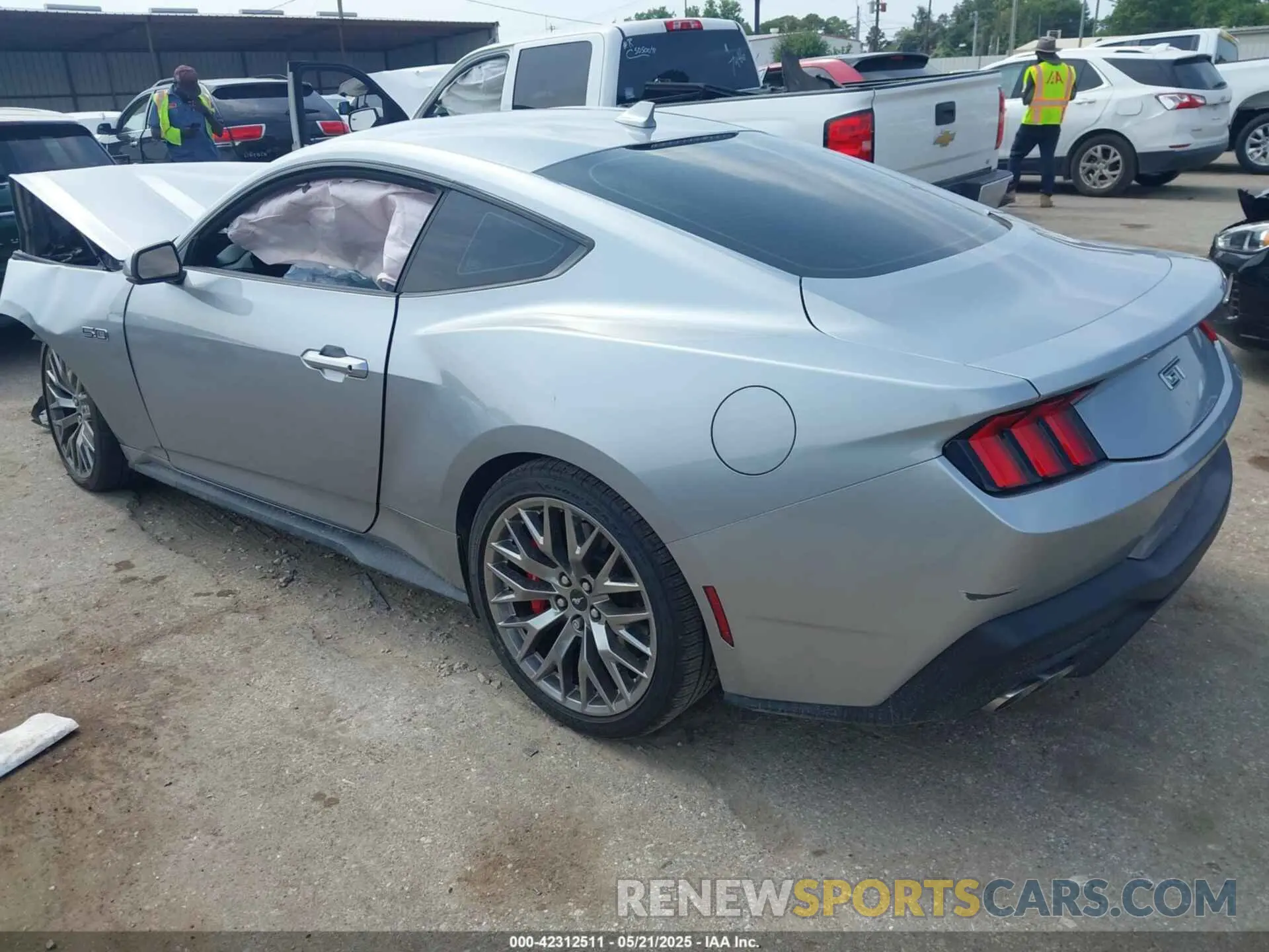 3 fotografías del automóvil dañado 1FA6P8TF5R5424803 FORD MUSTANG 2024