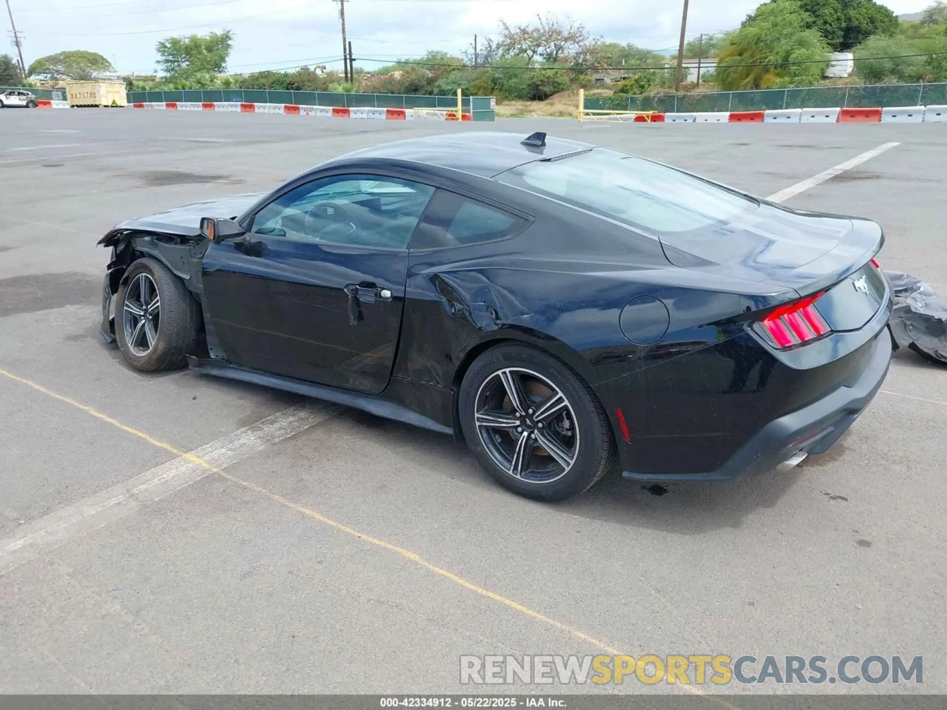 3 fotografías del automóvil dañado 1FA6P8TH3R5138370 FORD MUSTANG 2024