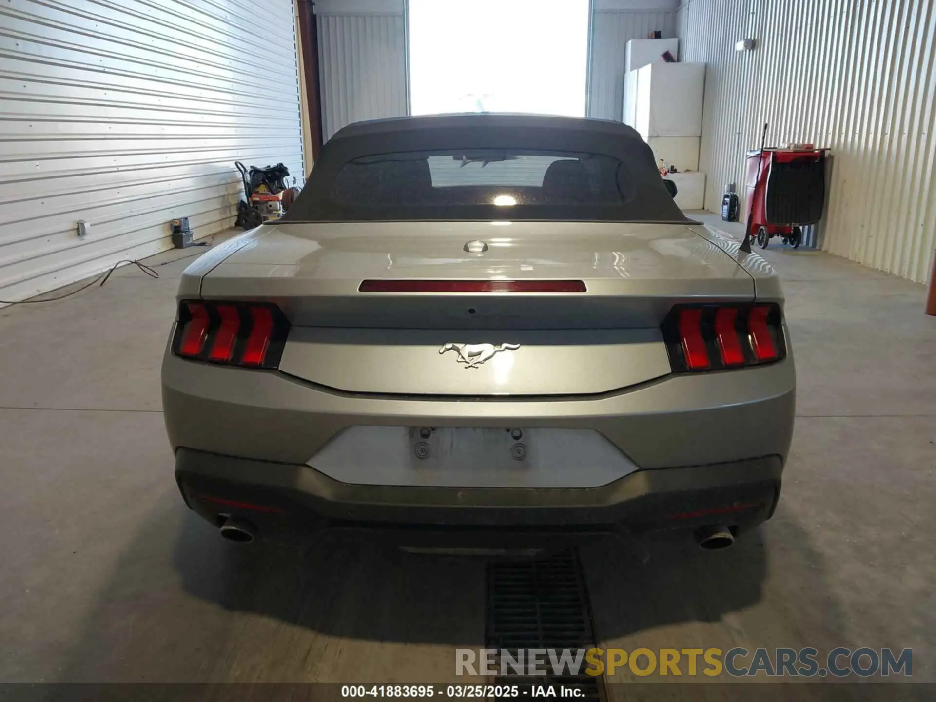 16 fotografías del automóvil dañado 1FAGP8UH4R5105848 FORD MUSTANG 2024