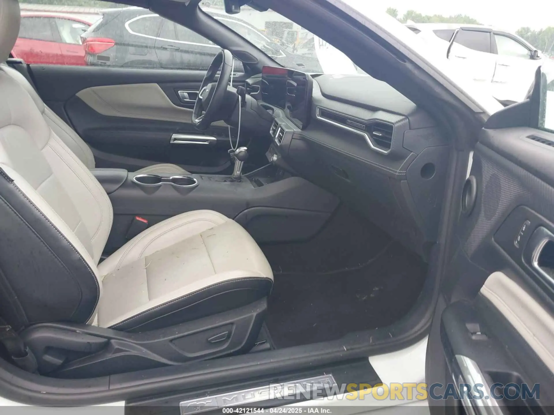 5 fotografías del automóvil dañado 1FAGP8UH6R5126278 FORD MUSTANG 2024