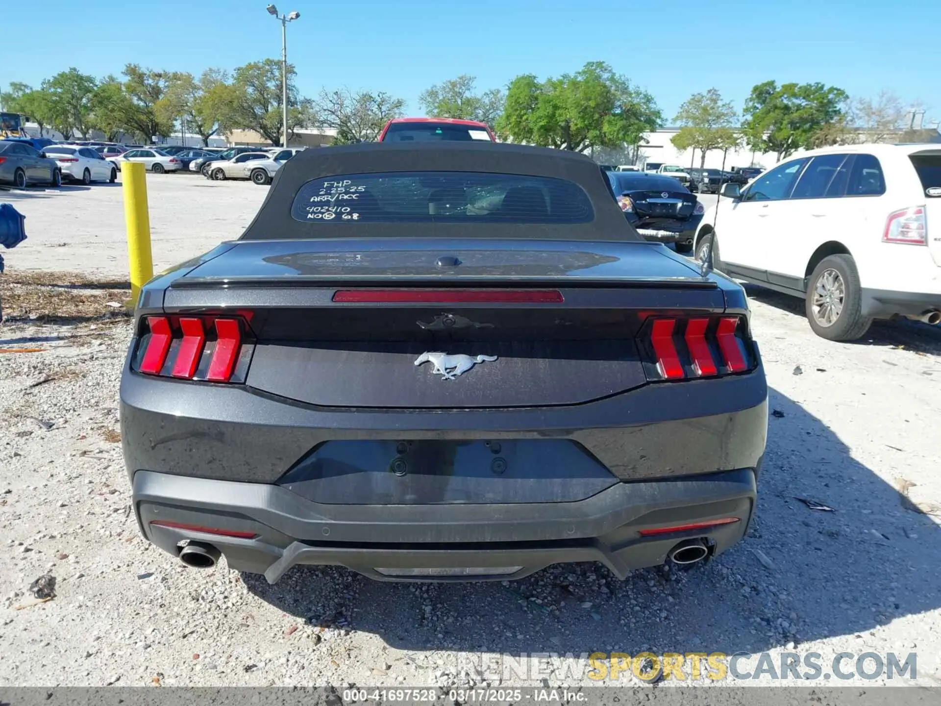 16 fotografías del automóvil dañado 1FAGP8UH9R5112553 FORD MUSTANG 2024