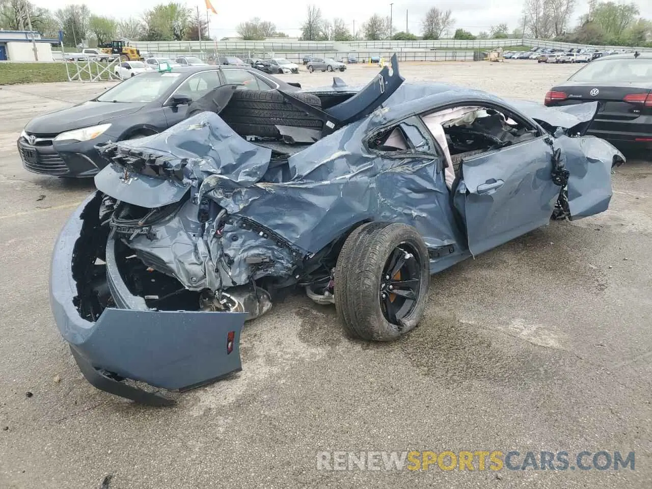 3 fotografías del automóvil dañado 1FA6P8CF1S5409334 FORD MUSTANG 2025