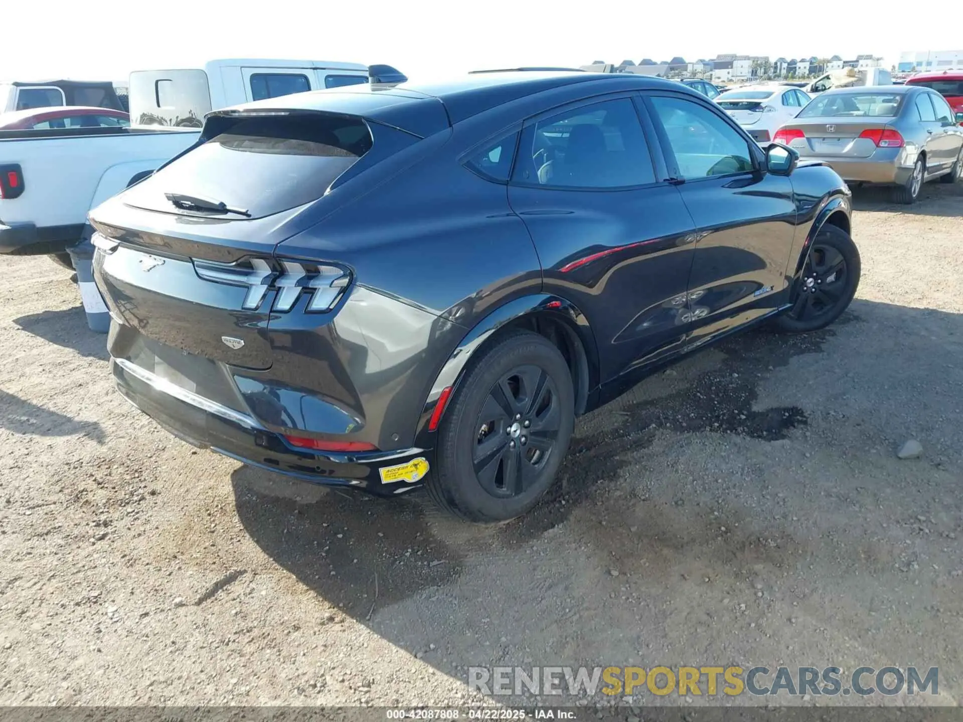 4 fotografías del automóvil dañado 3FMTK2SU4NMA38950 FORD MUSTANG MACH-E 2022