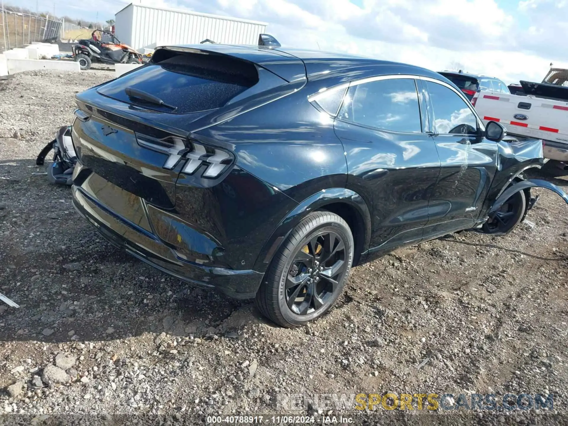 4 fotografías del automóvil dañado 3FMTK3SU8PMA62435 FORD MUSTANG MACH-E 2023