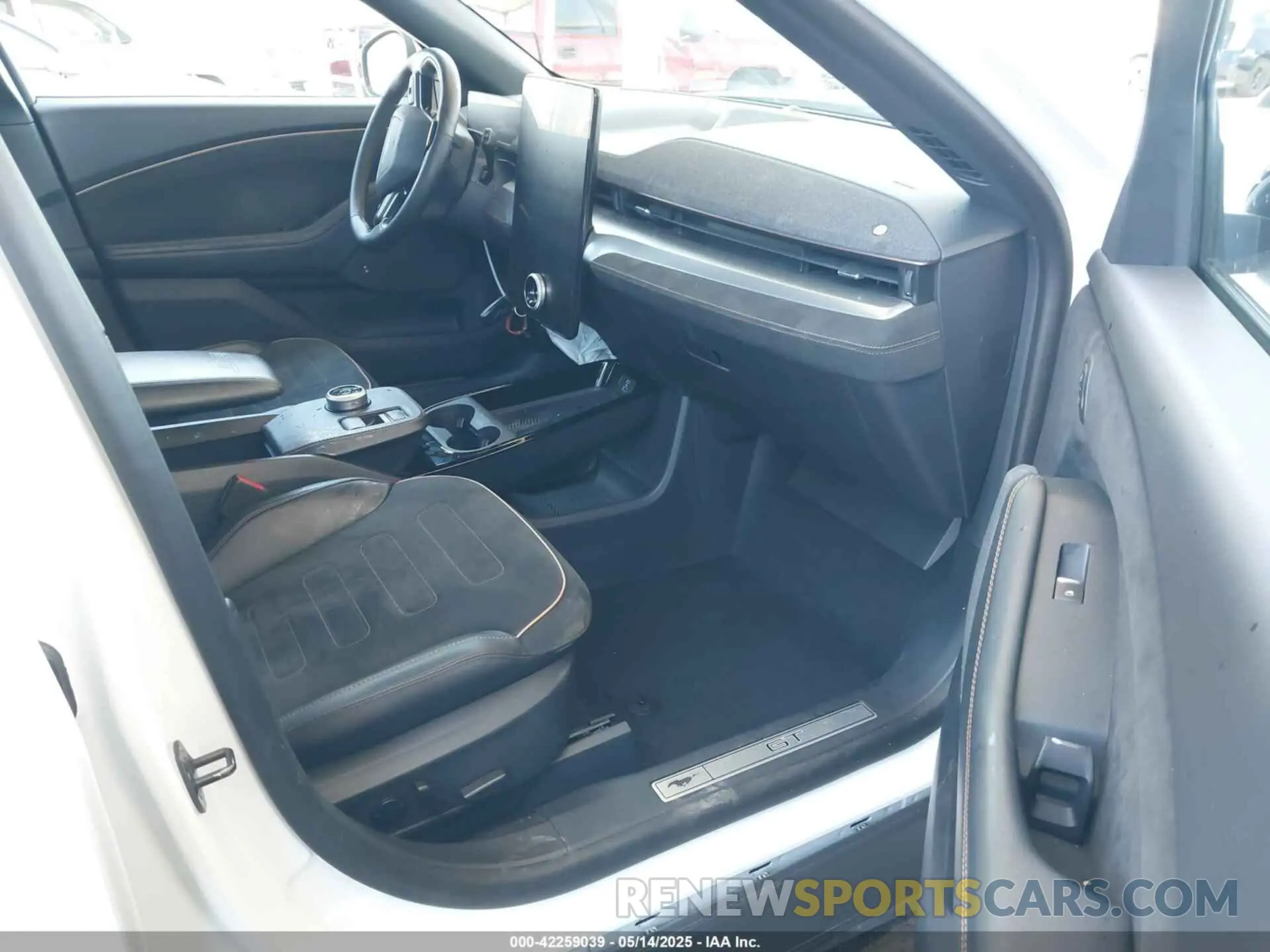 5 fotografías del automóvil dañado 3FMTK4SEXPMA16880 FORD MUSTANG MACH-E 2023
