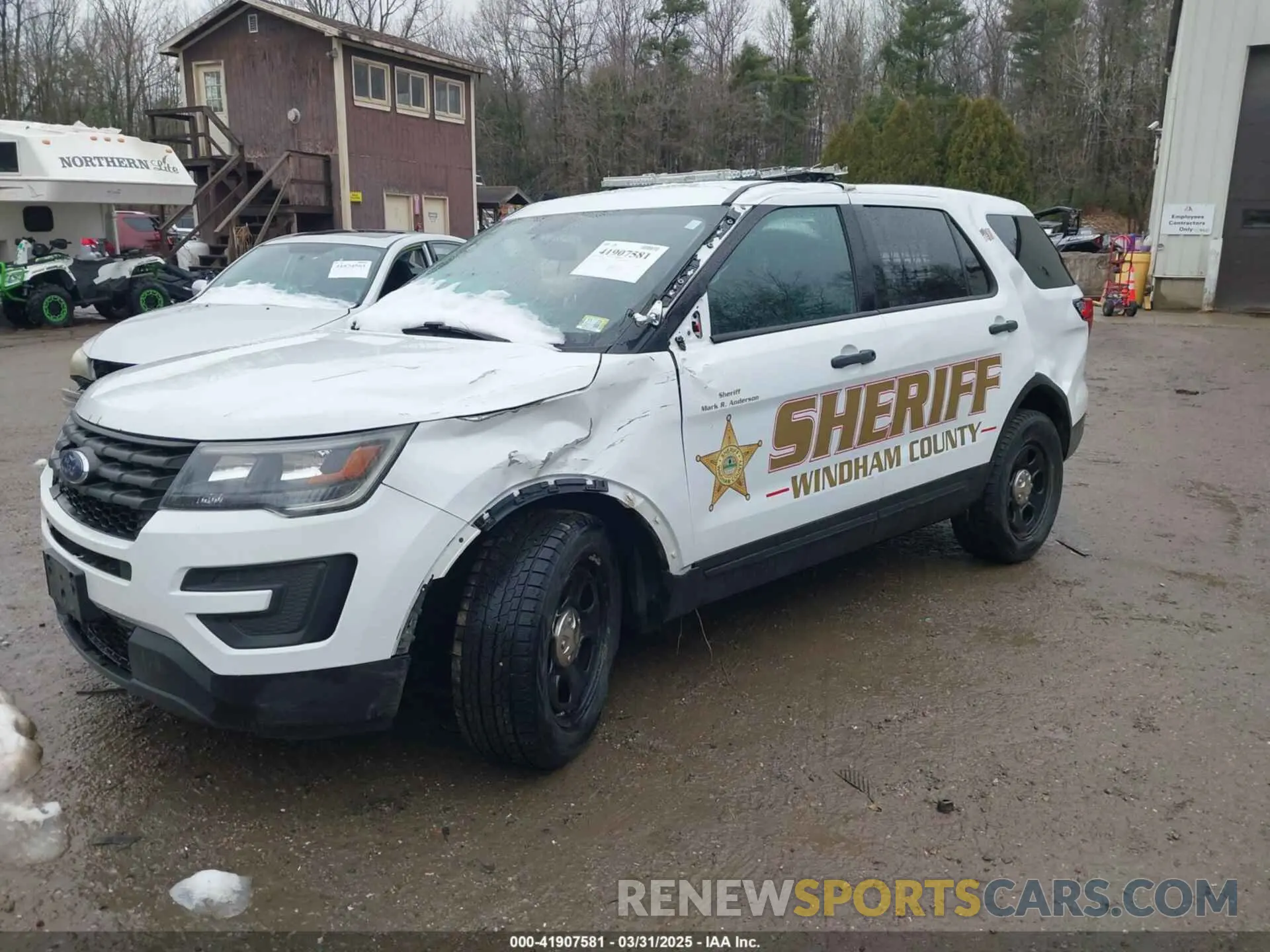 2 fotografías del automóvil dañado 1FM5K8AR3KGA30854 FORD POLICE INTERCEPTOR 2019