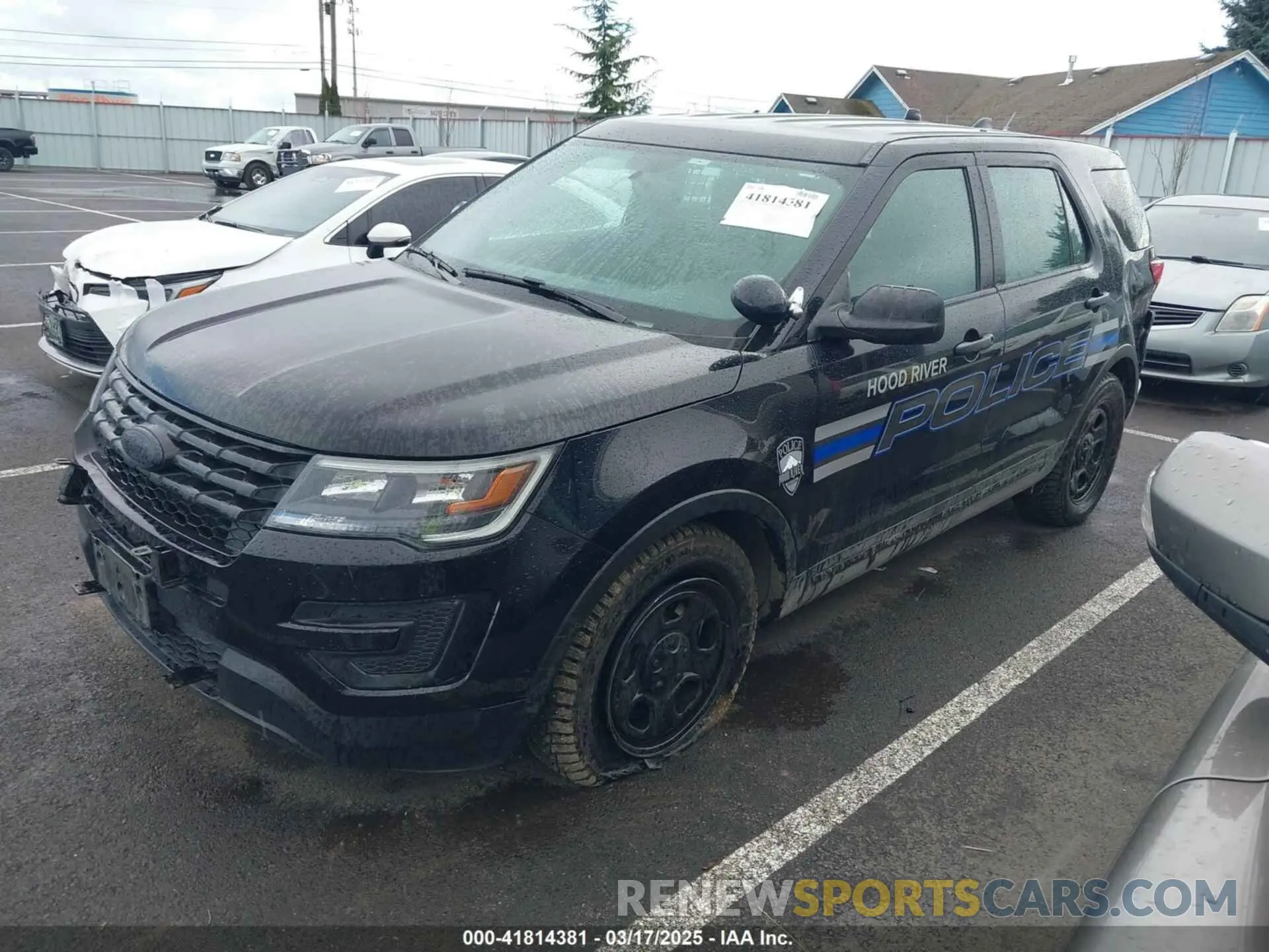 2 fotografías del automóvil dañado 1FM5K8AR4KGA20043 FORD POLICE INTERCEPTOR 2019