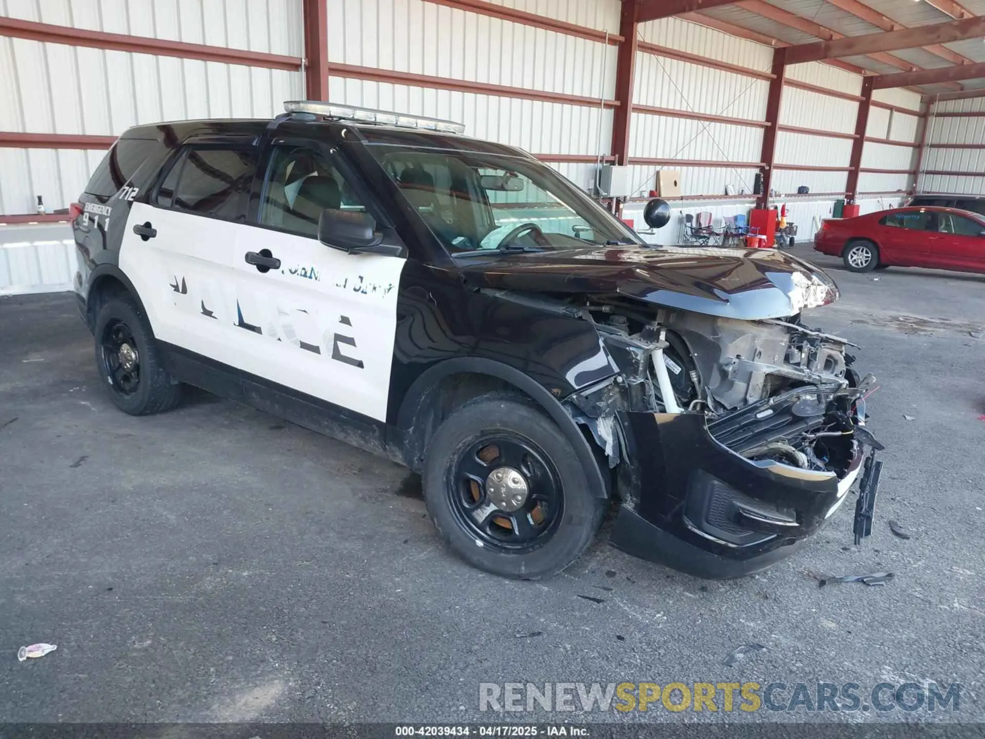 1 fotografías del automóvil dañado 1FM5K8AR4KGA20074 FORD POLICE INTERCEPTOR 2019