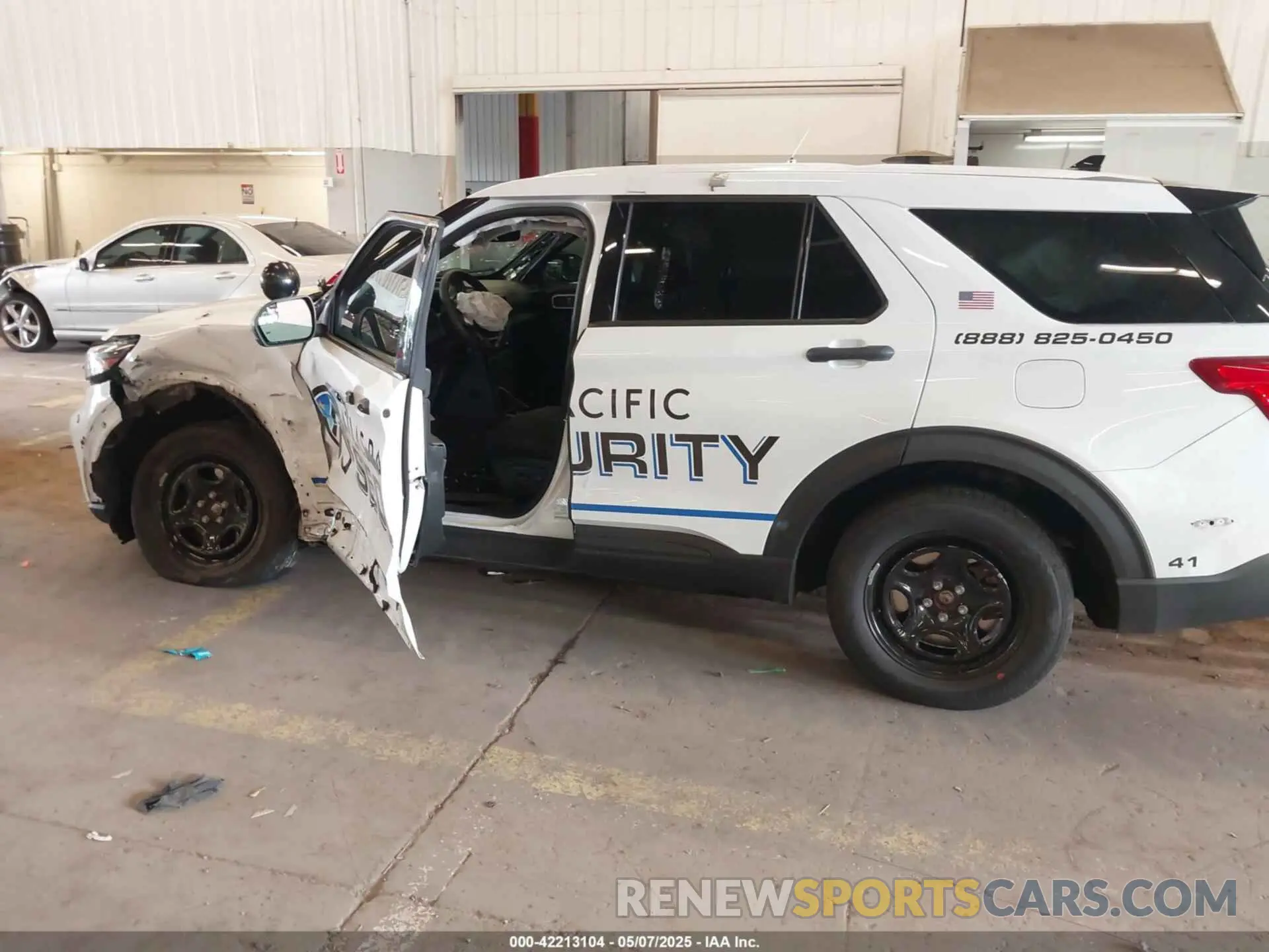 15 fotografías del automóvil dañado 1FM5K8AWXLGA84448 FORD POLICE INTERCEPTOR 2020