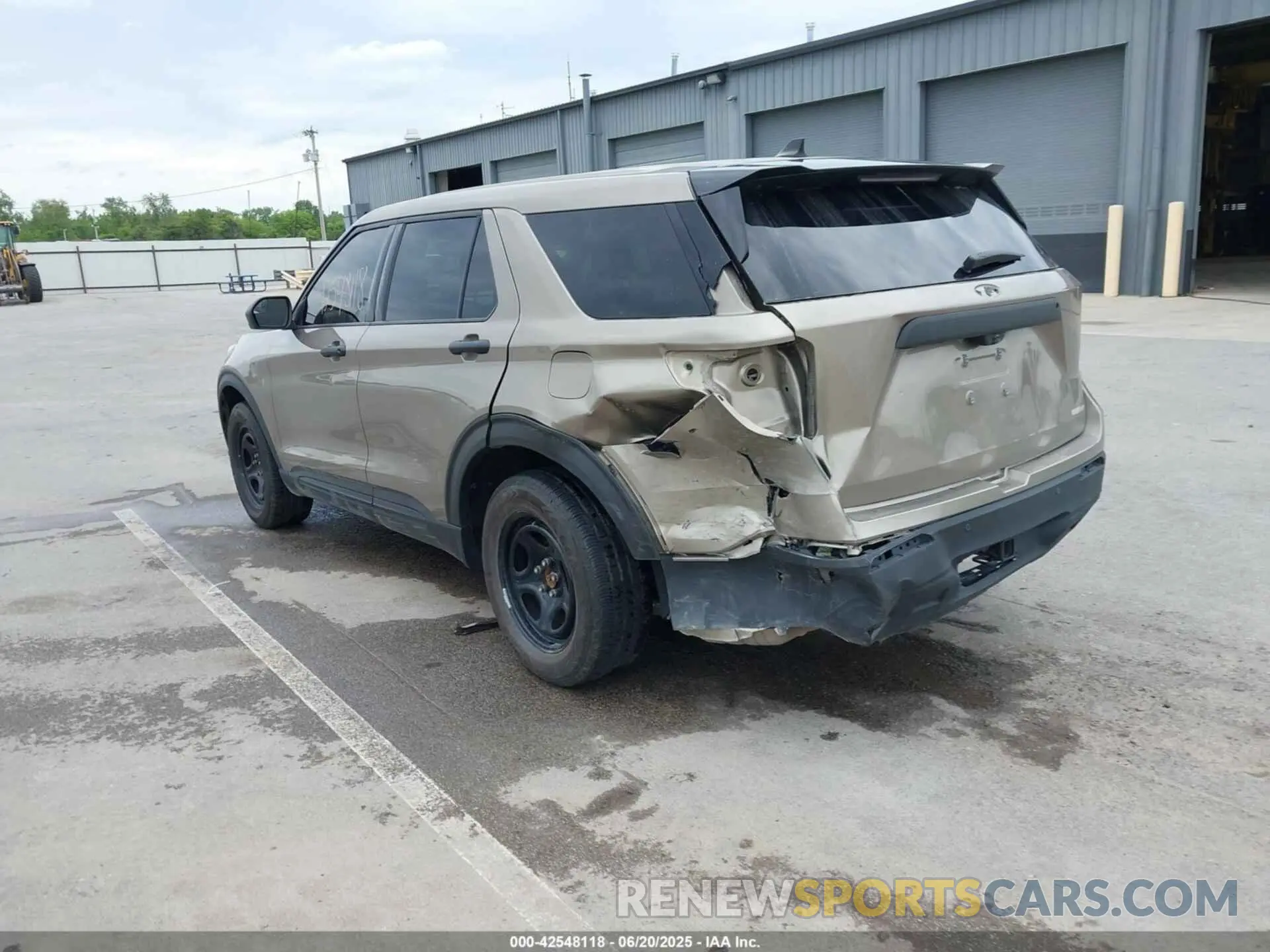 3 fotografías del automóvil dañado 1FM5K8AB2MGA18314 FORD POLICE INTERCEPTOR 2021
