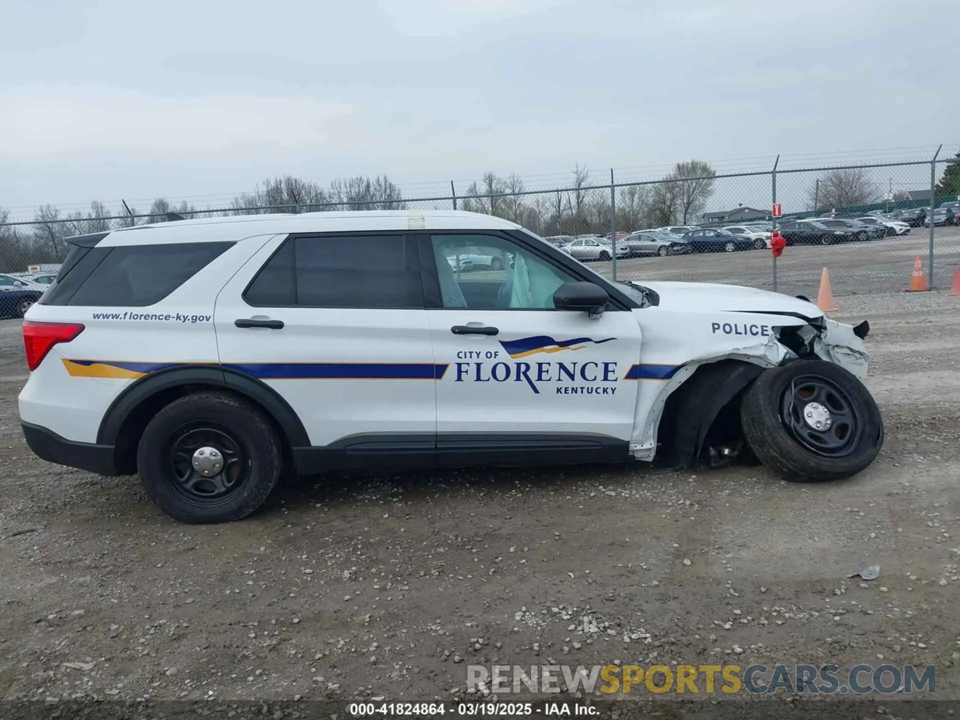 13 fotografías del automóvil dañado 1FM5K8ABXMGB83544 FORD POLICE INTERCEPTOR 2021