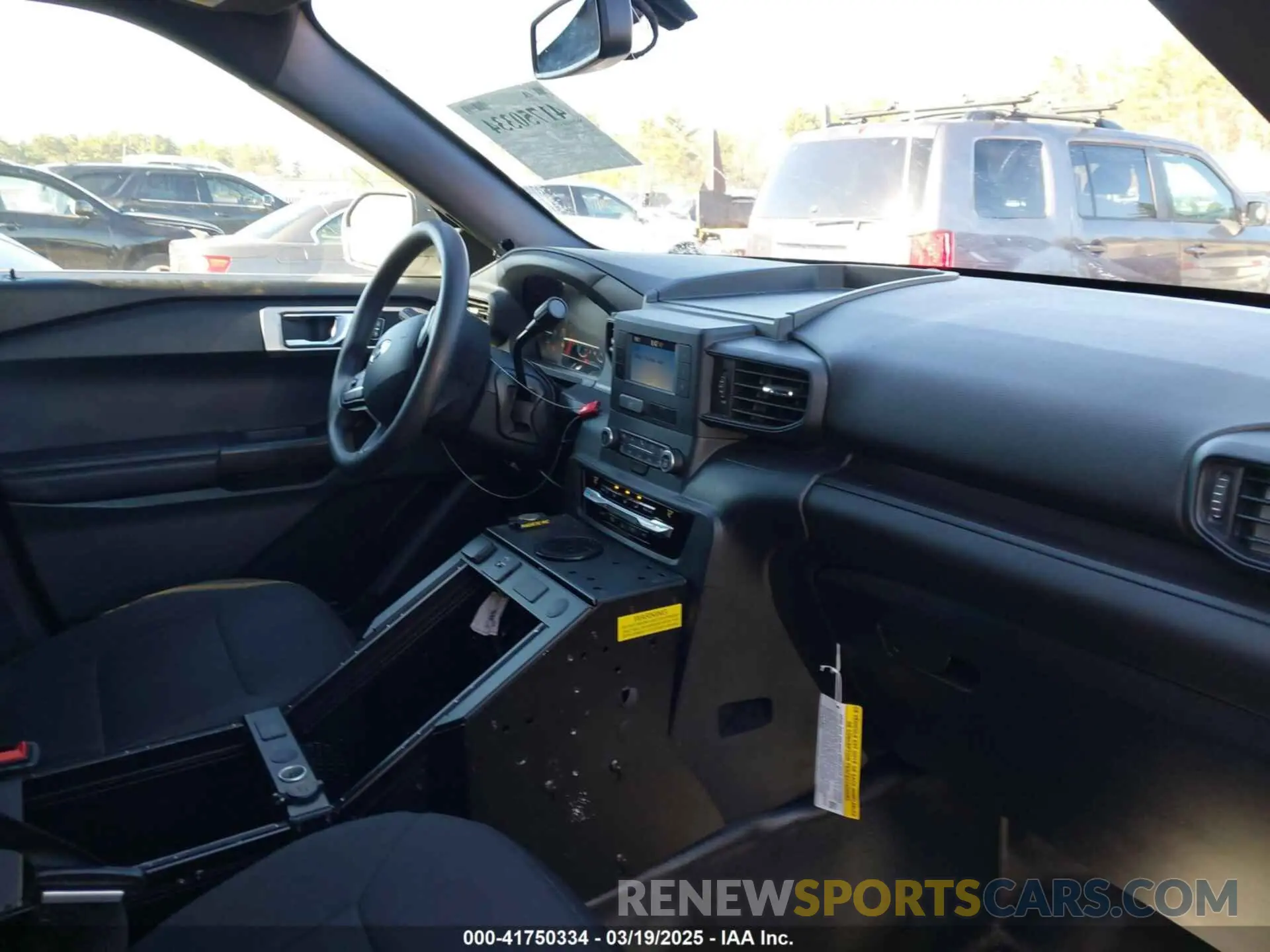 5 fotografías del automóvil dañado 1FM5K8AB9NGA01978 FORD POLICE INTERCEPTOR 2022