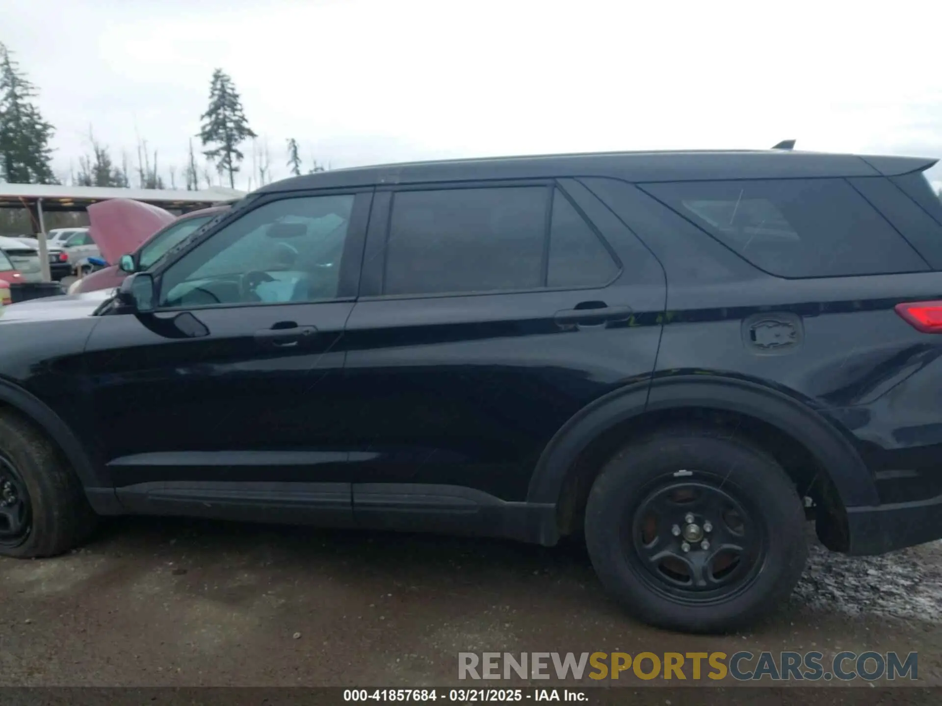 14 fotografías del automóvil dañado 1FM5K8AW2NNA08981 FORD POLICE INTERCEPTOR 2022