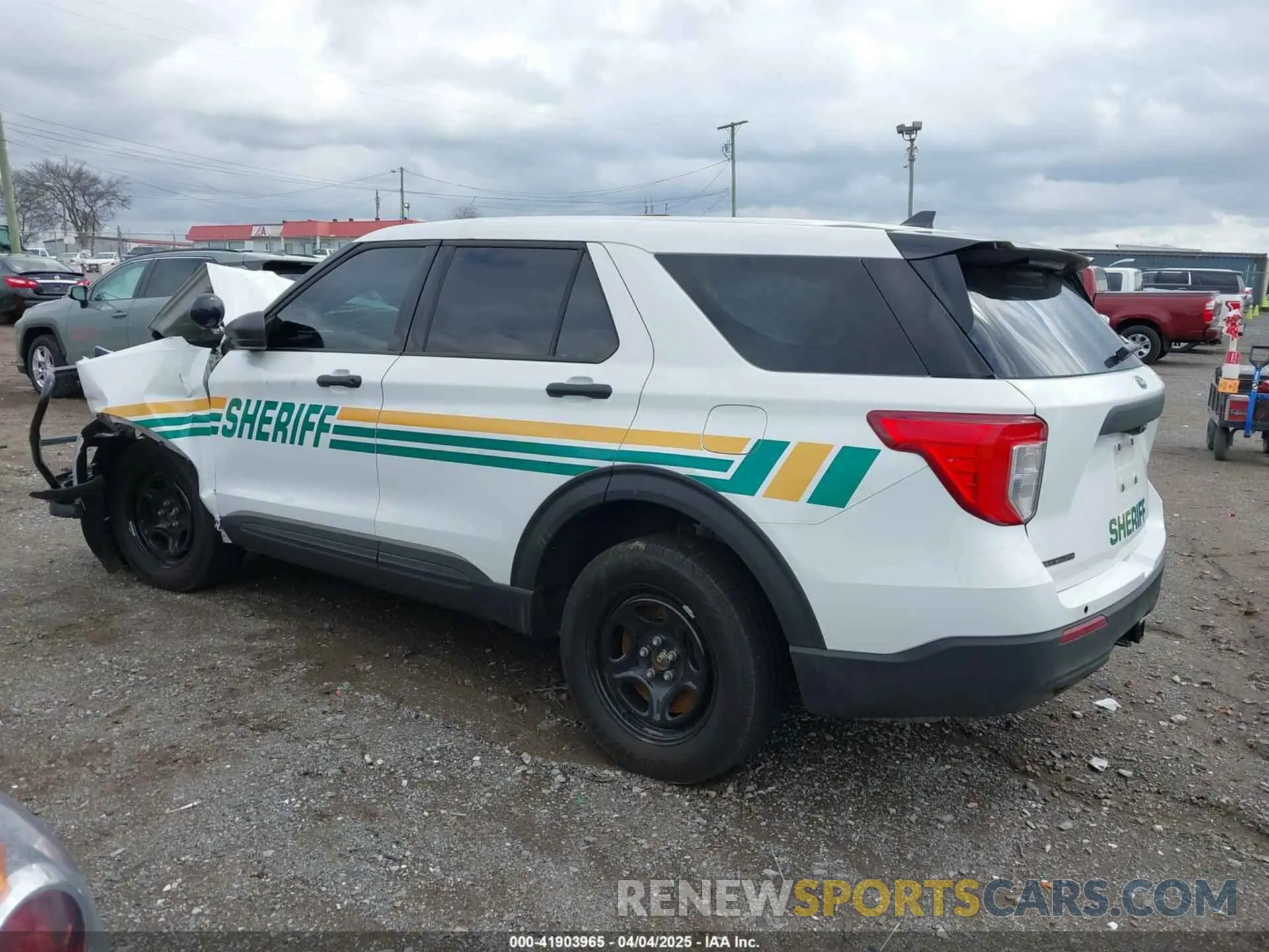 13 fotografías del automóvil dañado 1FM5K8AB1PGB98874 FORD POLICE INTERCEPTOR 2023