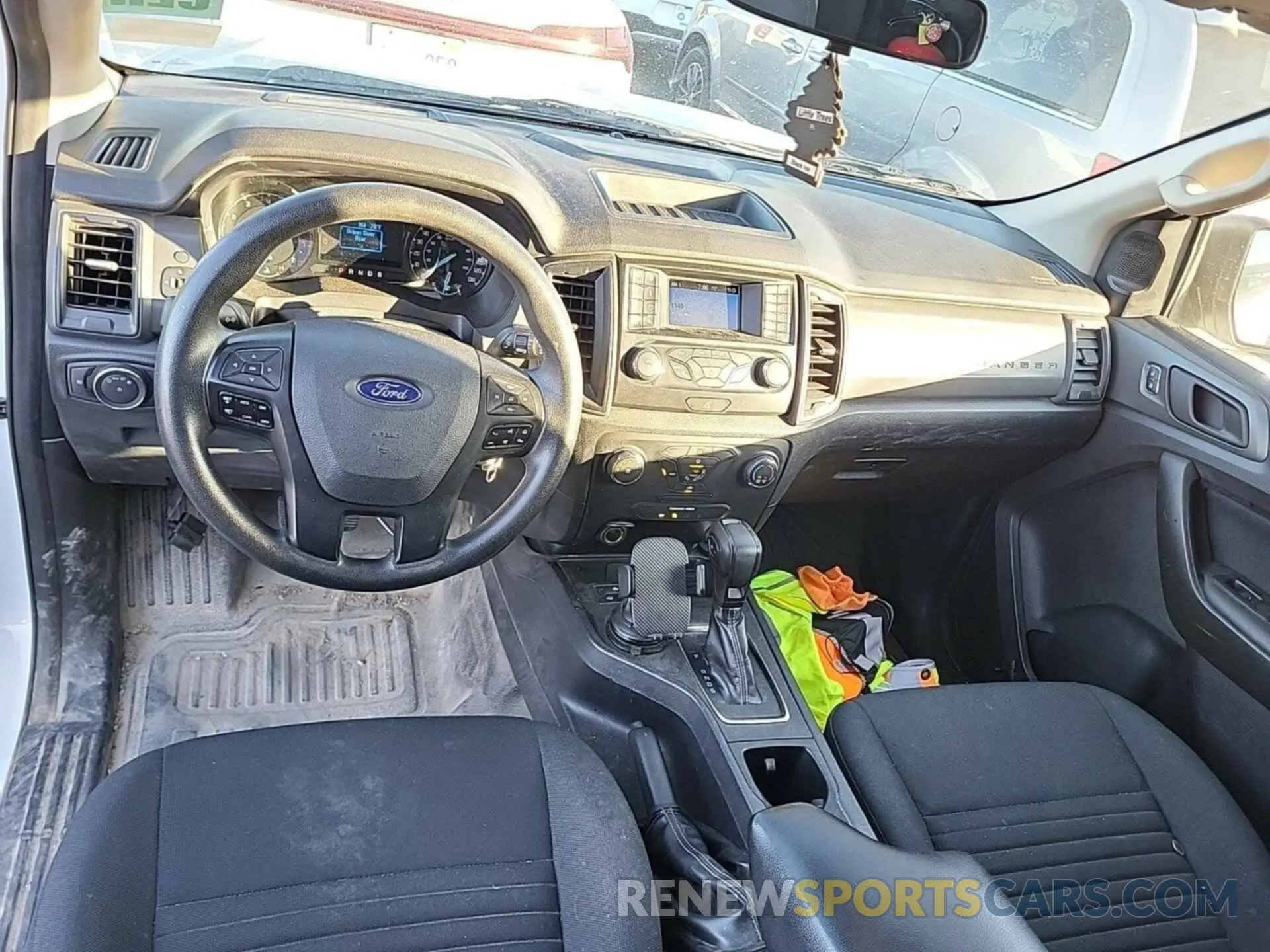 42 fotografías del automóvil dañado 1FTER1EH4KLA06451 FORD RANGER 2019