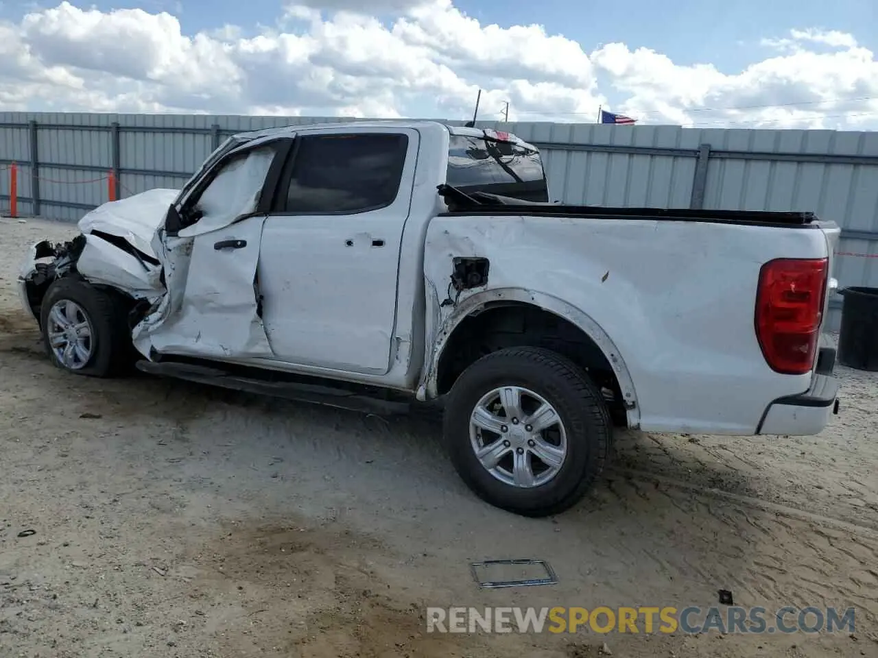 2 fotografías del automóvil dañado 1FTER4EH8KLA17034 FORD RANGER 2019