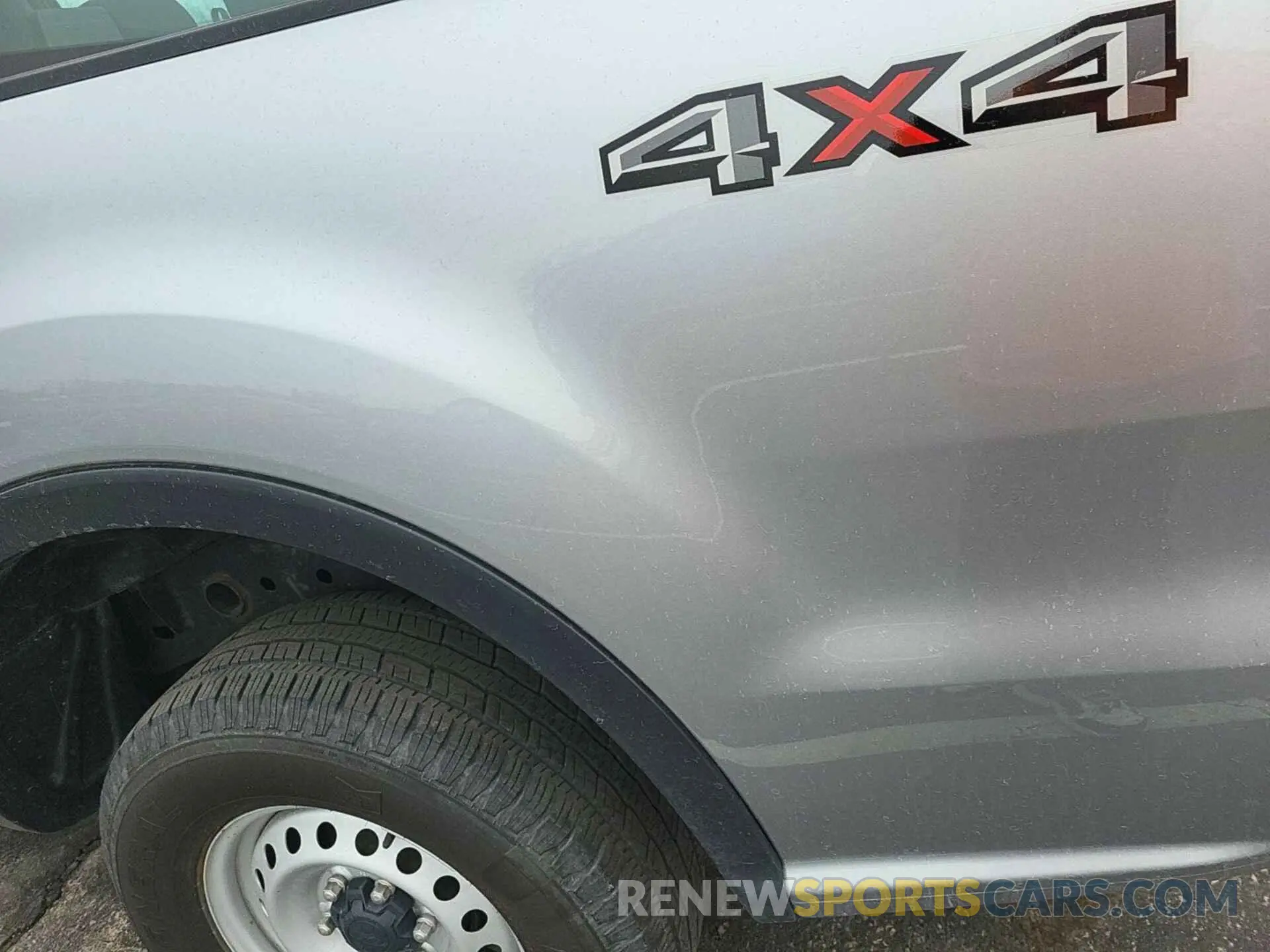 18 fotografías del automóvil dañado 1FTER4FH0LLA52313 FORD RANGER 2020