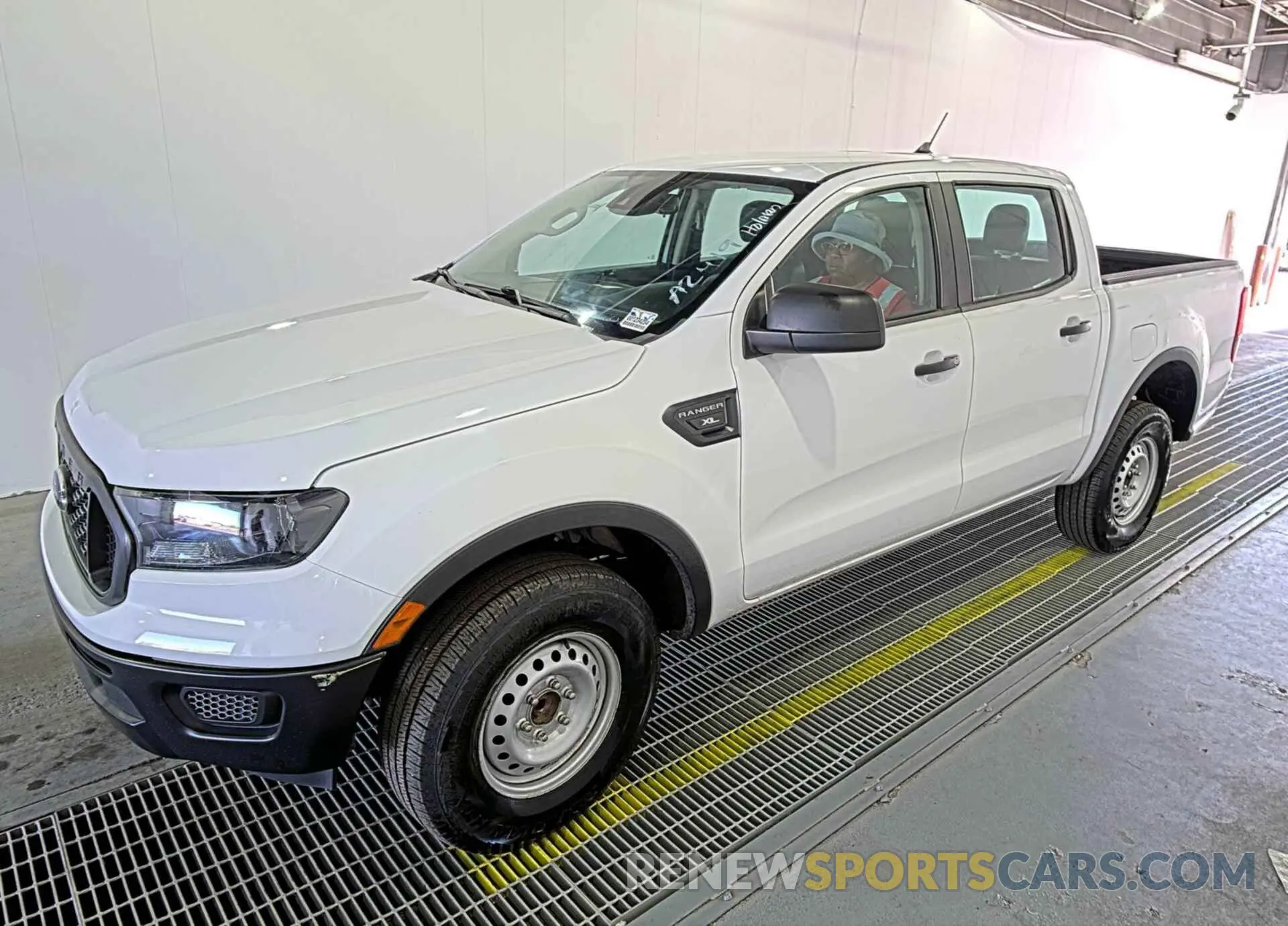 4 fotografías del automóvil dañado 1FTER4EH0MLD72959 FORD RANGER 2021