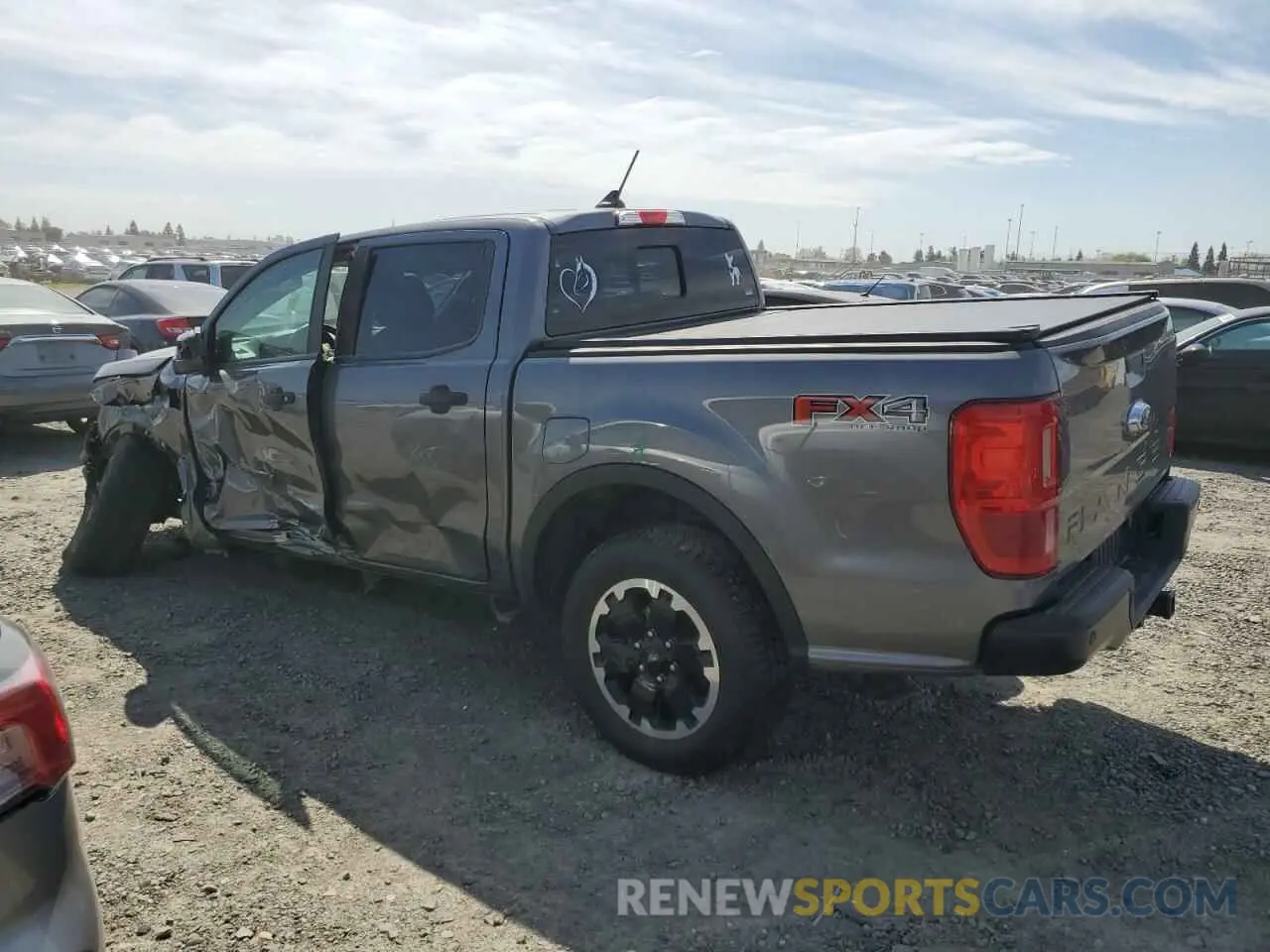 2 fotografías del automóvil dañado 1FTER4FH3MLD10745 FORD RANGER 2021