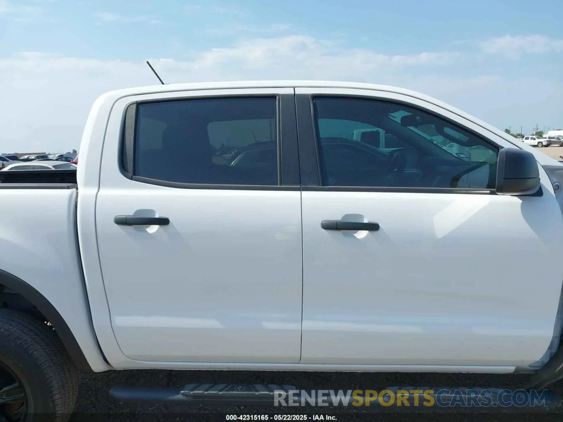 14 fotografías del automóvil dañado 1FTER4EH9PLE34217 FORD RANGER 2023